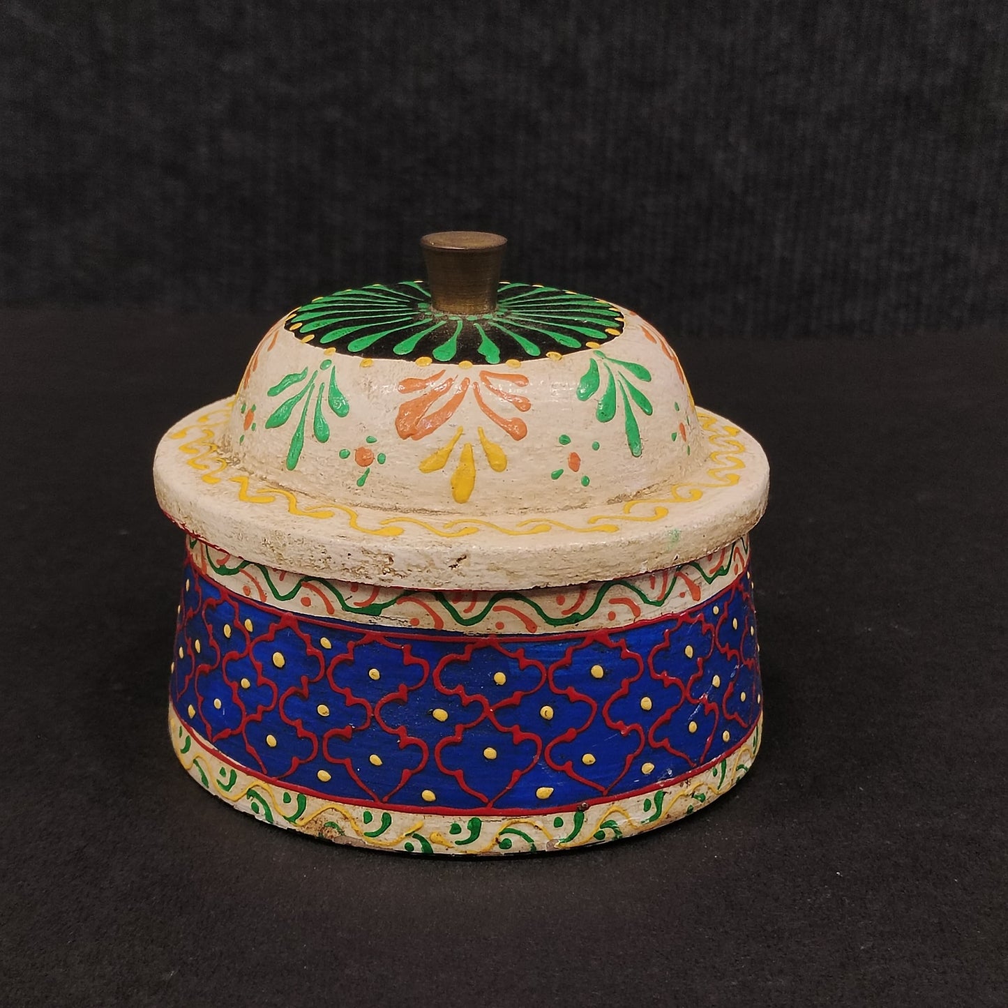 WOODEN POWDER BOX