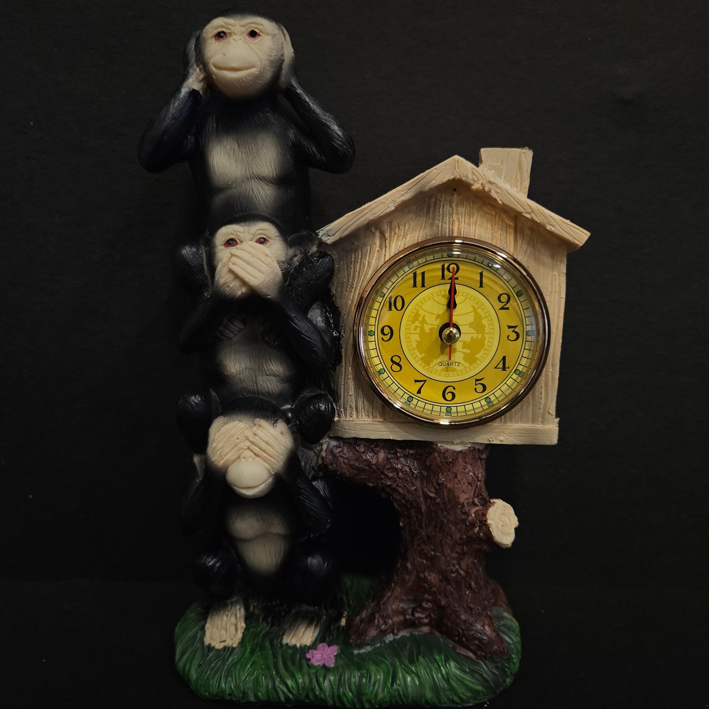 Three Wise Monkeys Statue with clock Desktop Showpiece Figurine for Home Decor Decoration and Gifting purpose