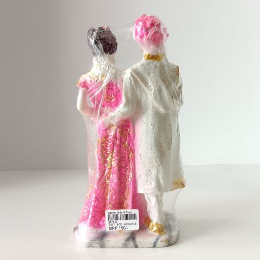 COUPLE show piece