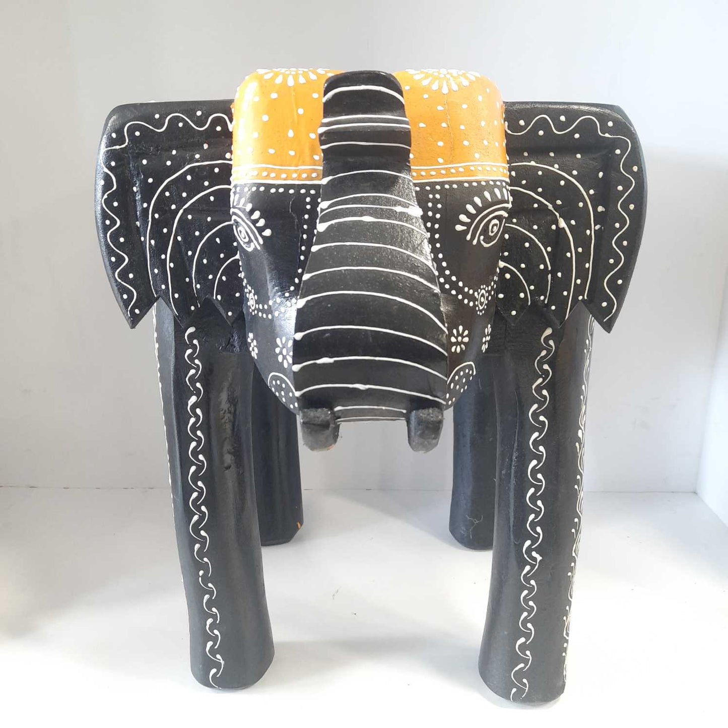 Handicraft traditional desigined wooden stool