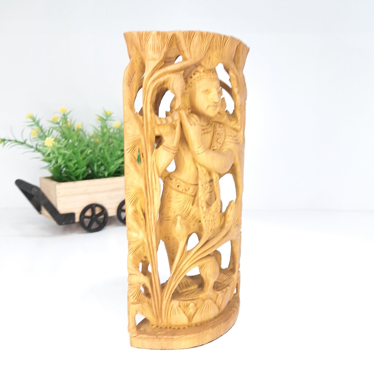 Wooden God Figure Beldaar Flower Oval