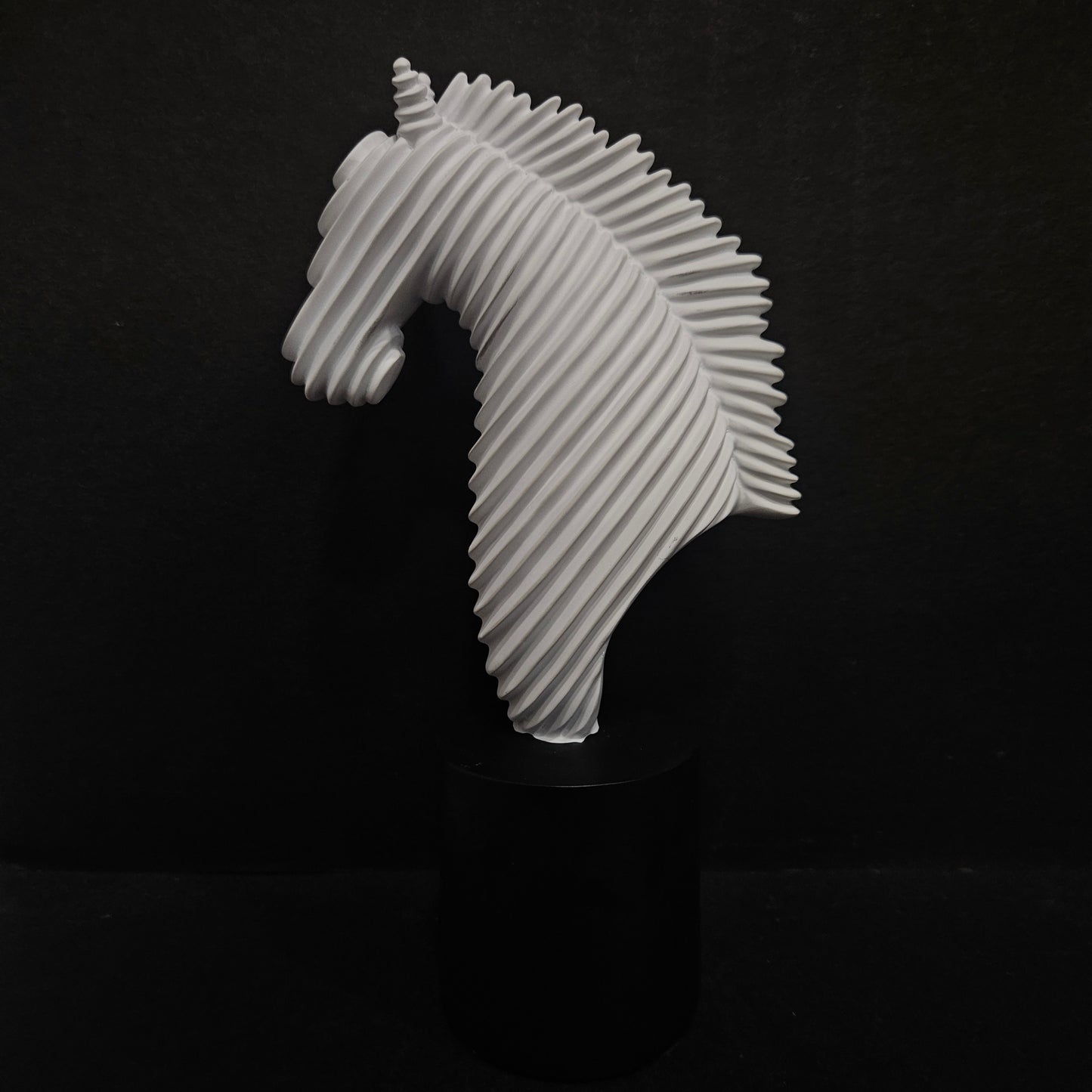 Decorative 3D printed perfect decorative showpiece Figurine