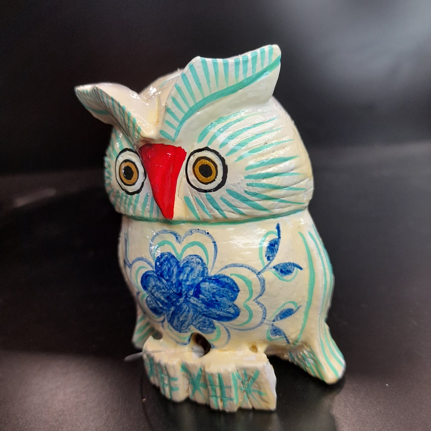 Wooden Owl F Pose W/Blue Flower Paint