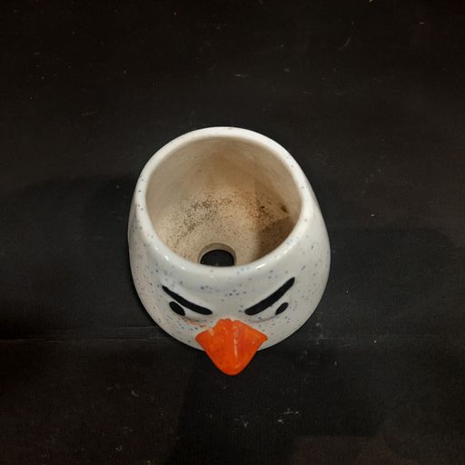 Ceramic pots