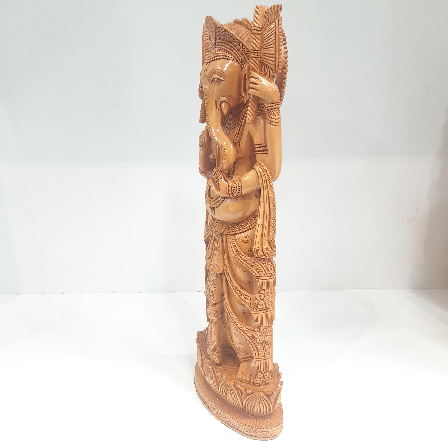 Vinayaka handicraft idol