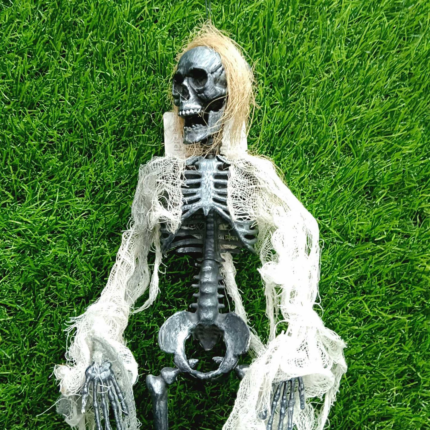 Scary Skeleton Hanging 16 inch For Halloween