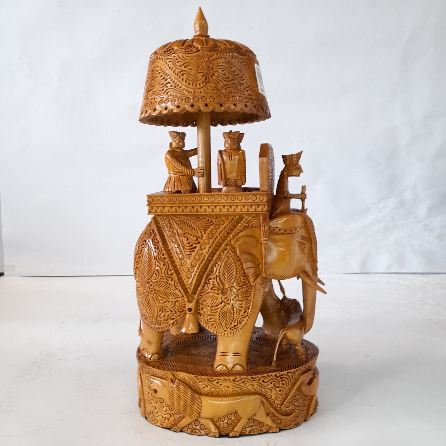 Wooden Amb. W/Umbrella Super Fine