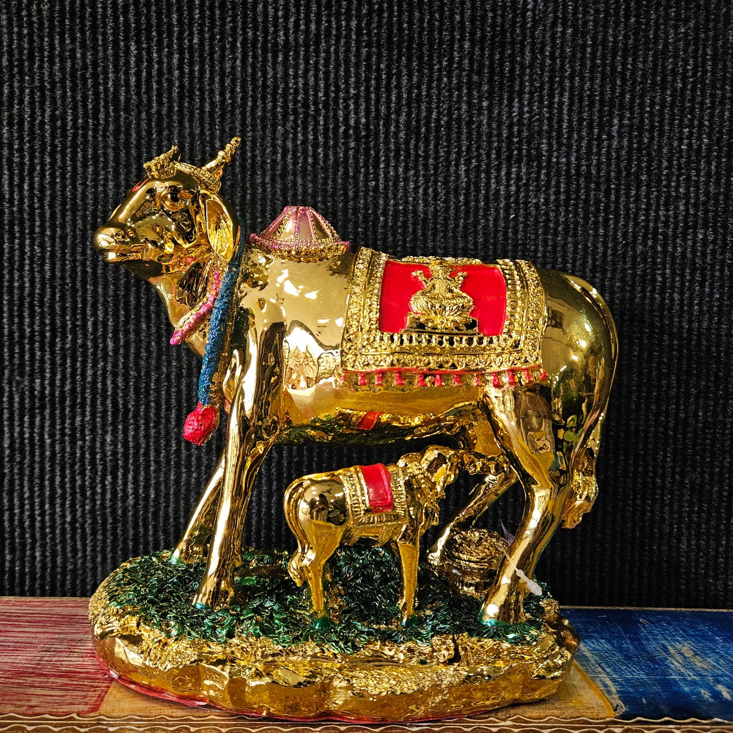 Kamdhenu Gayatri Wish Fulfilling Holy Cow with Calf Statue Decor Health Wealth Good Luck Happiness Interior Living Room and Decoration Showpiece for Home