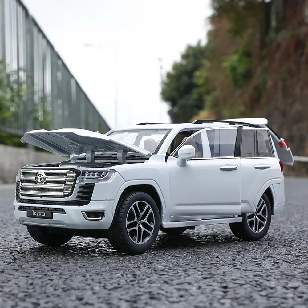 Land Cruiser Model Car with Lights and Sounds Big Diecast Metal Car Toys for 3 Years above Old Boys Collectible Pull Back Cars for Kids Birthday Gifts