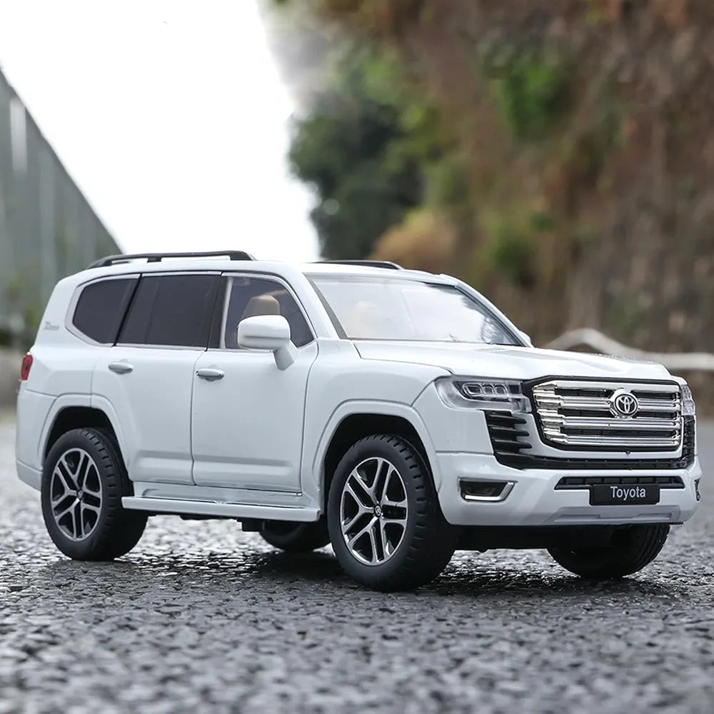 Land Cruiser Model Car with Lights and Sounds Big Diecast Metal Car Toys for 3 Years above Old Boys Collectible Pull Back Cars for Kids Birthday Gifts