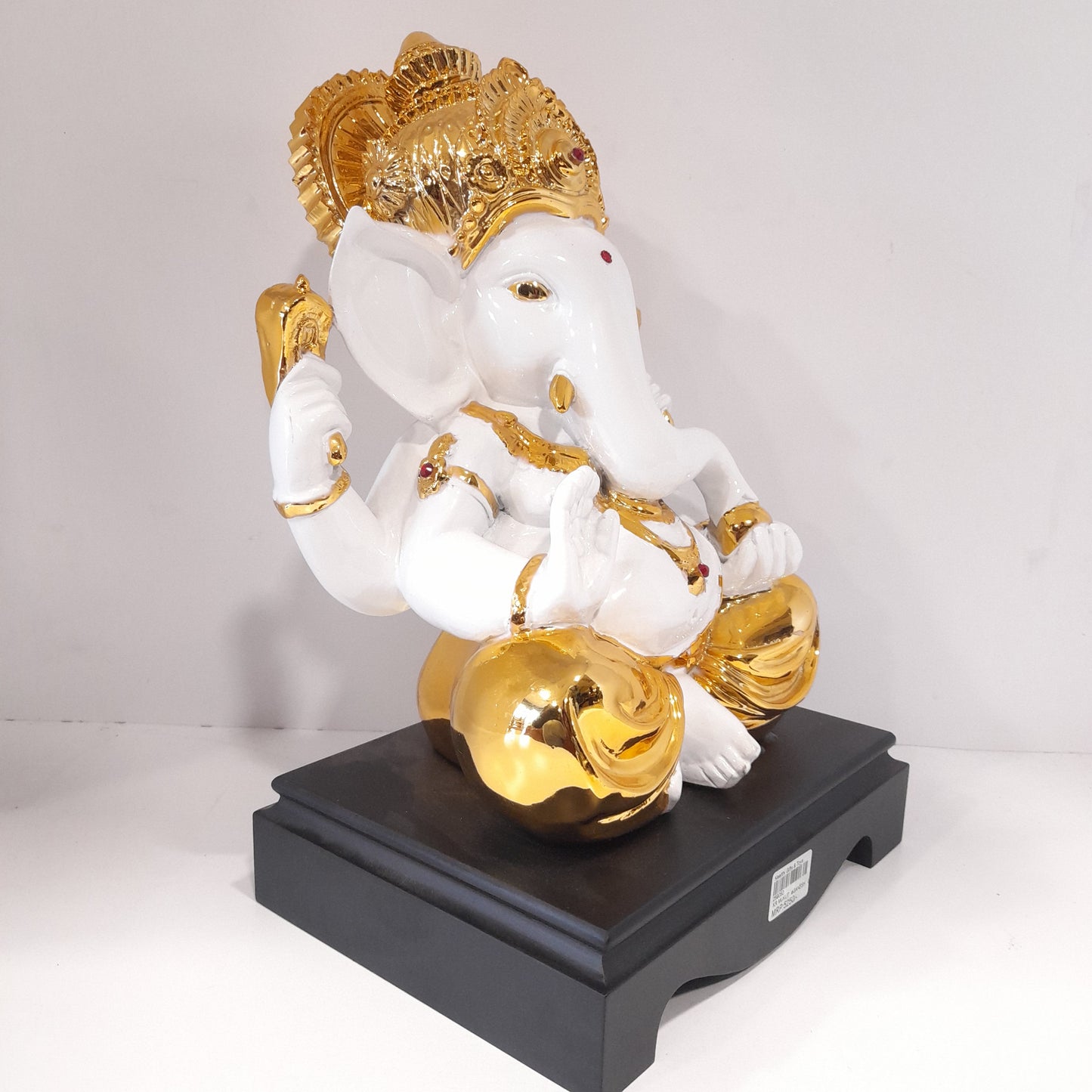MUKUT GANESH BIG METALIZING showpiece