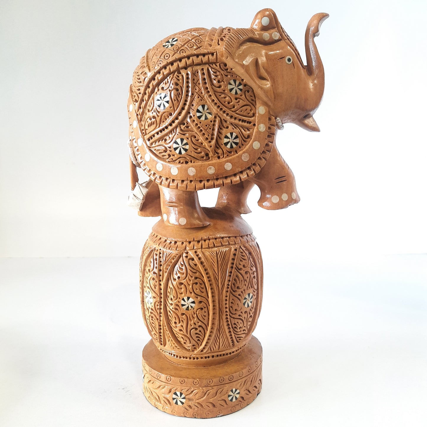Wooden Elep. U/Cut on Ball U/Cut on Base U/Cut