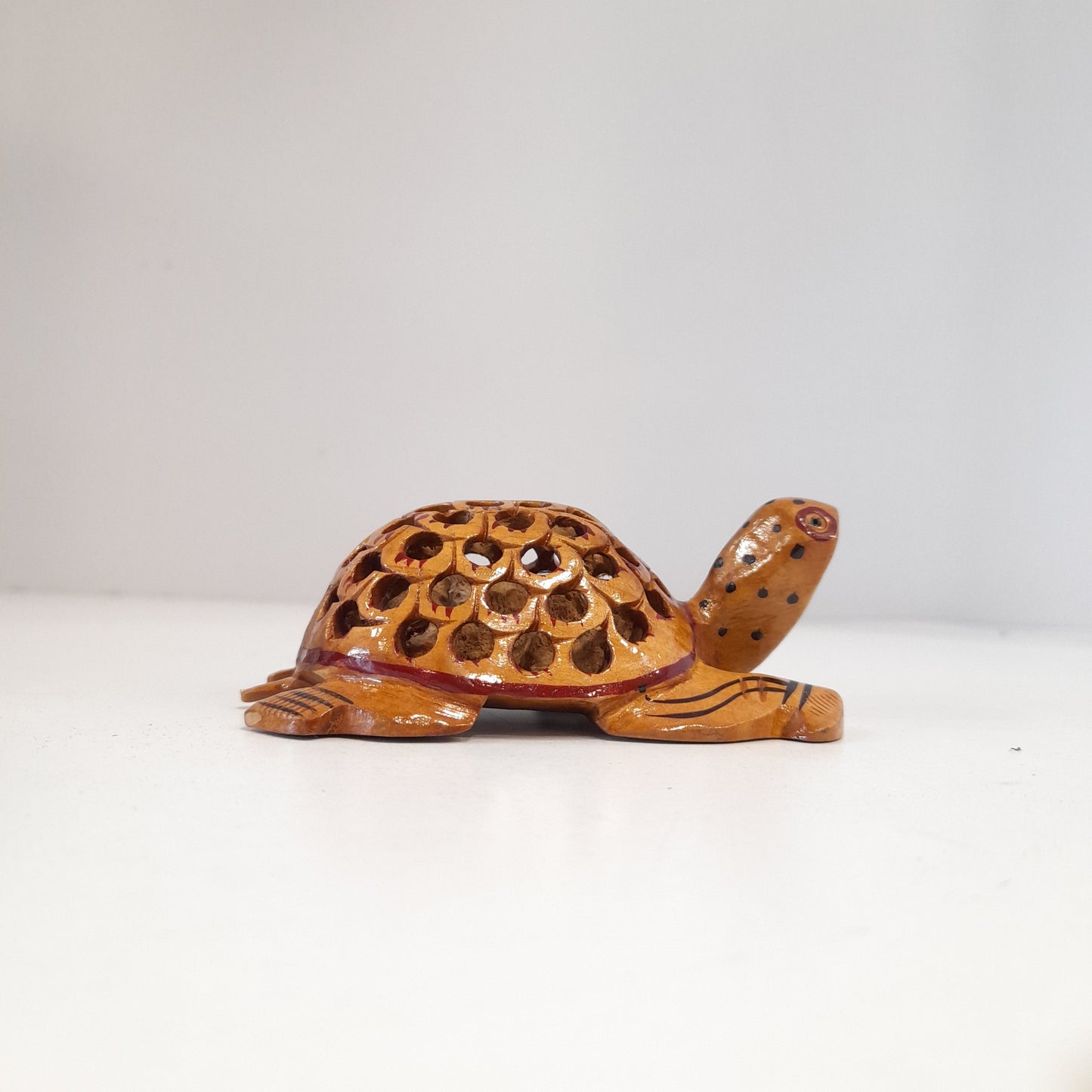 Wooden Turtle U/Cut Painted