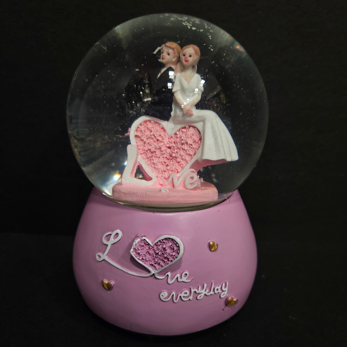 Romantic Snow Globe Love Couple with Music Rotating Showpiece Statue Gift for Girlfriend Boyfriend Husband Wife Wedding Anniversary Birthday Gifts