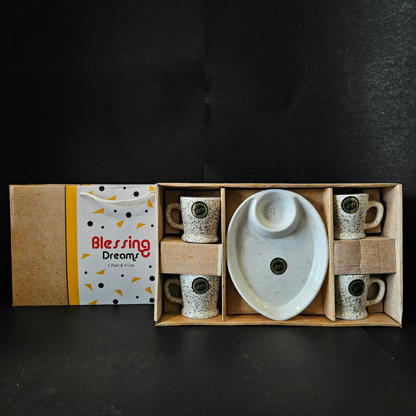 Kanch Blessing Dreams 4 Ceramic cup sets with 1 platter with Sauce dip perfect for Return gifting purpose