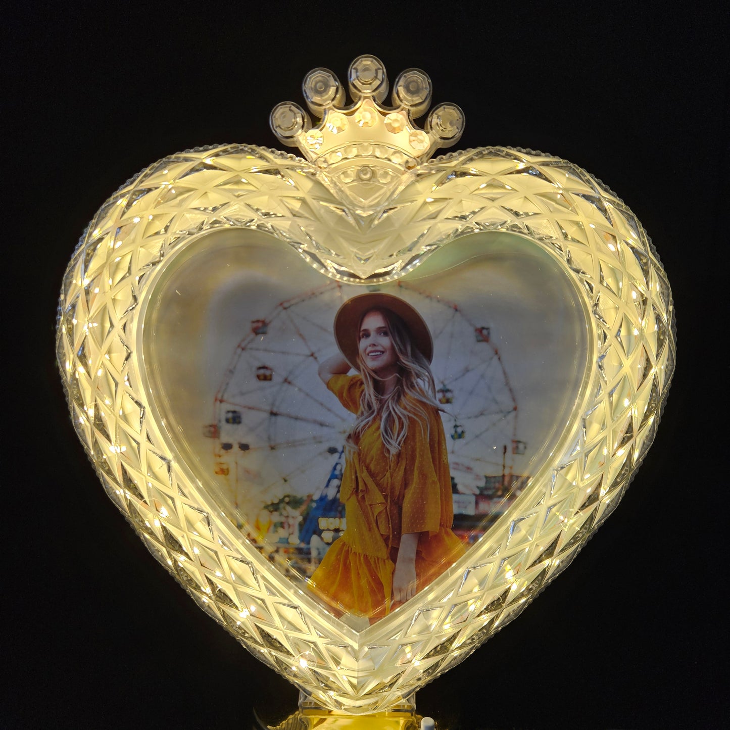 White Heart Shape Crystal Photo Frame with Button Operated for gifting purpose/couple gifting