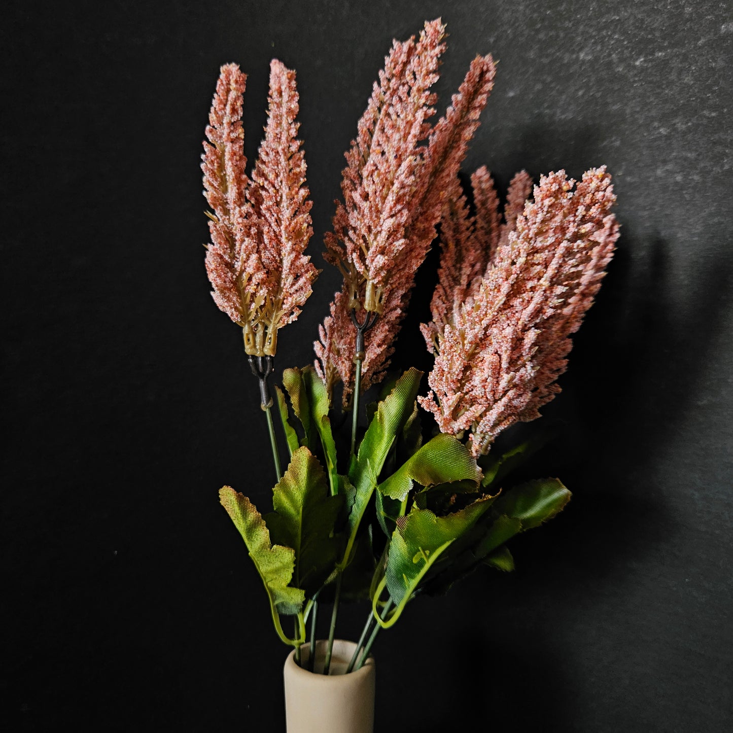 Amaranth artificial banquet floweral bunch to bring elegant look to your home & Office