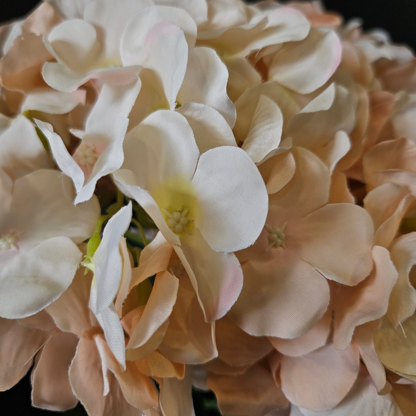 Artificial Bigleaf Hydrangea banquet floweral bunch to bring elegant look to your home,Garden & Office