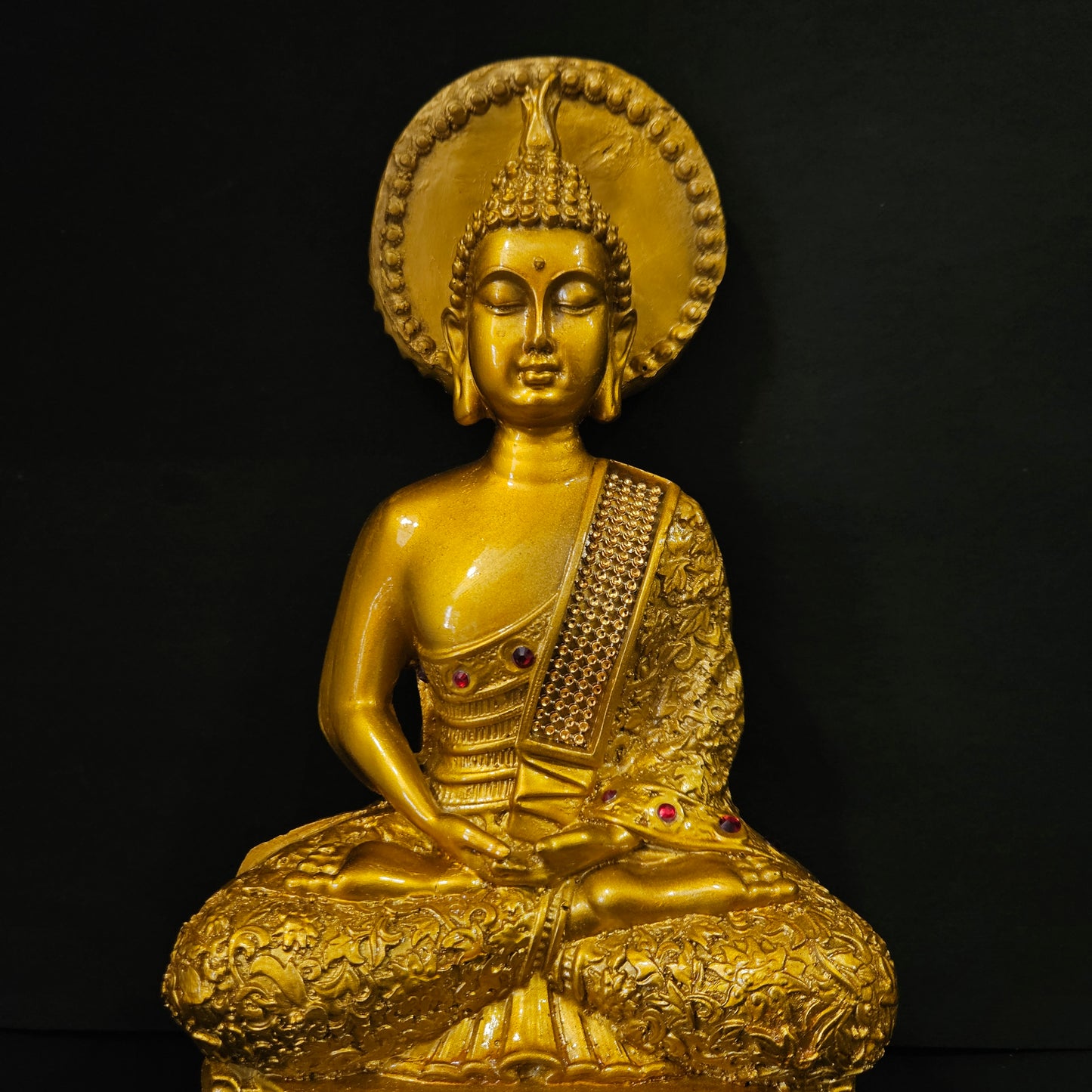 Gautam Buddha Statue decorated with attractive stones Beautiful Showpiece idol for Home decor