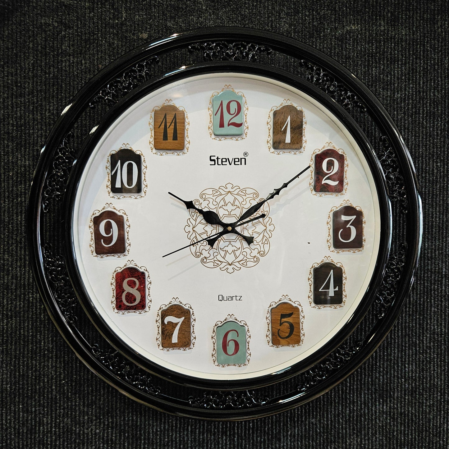 Analog vintage designer Wall Clock for Bedroom, Hall, Drawing Room and Home