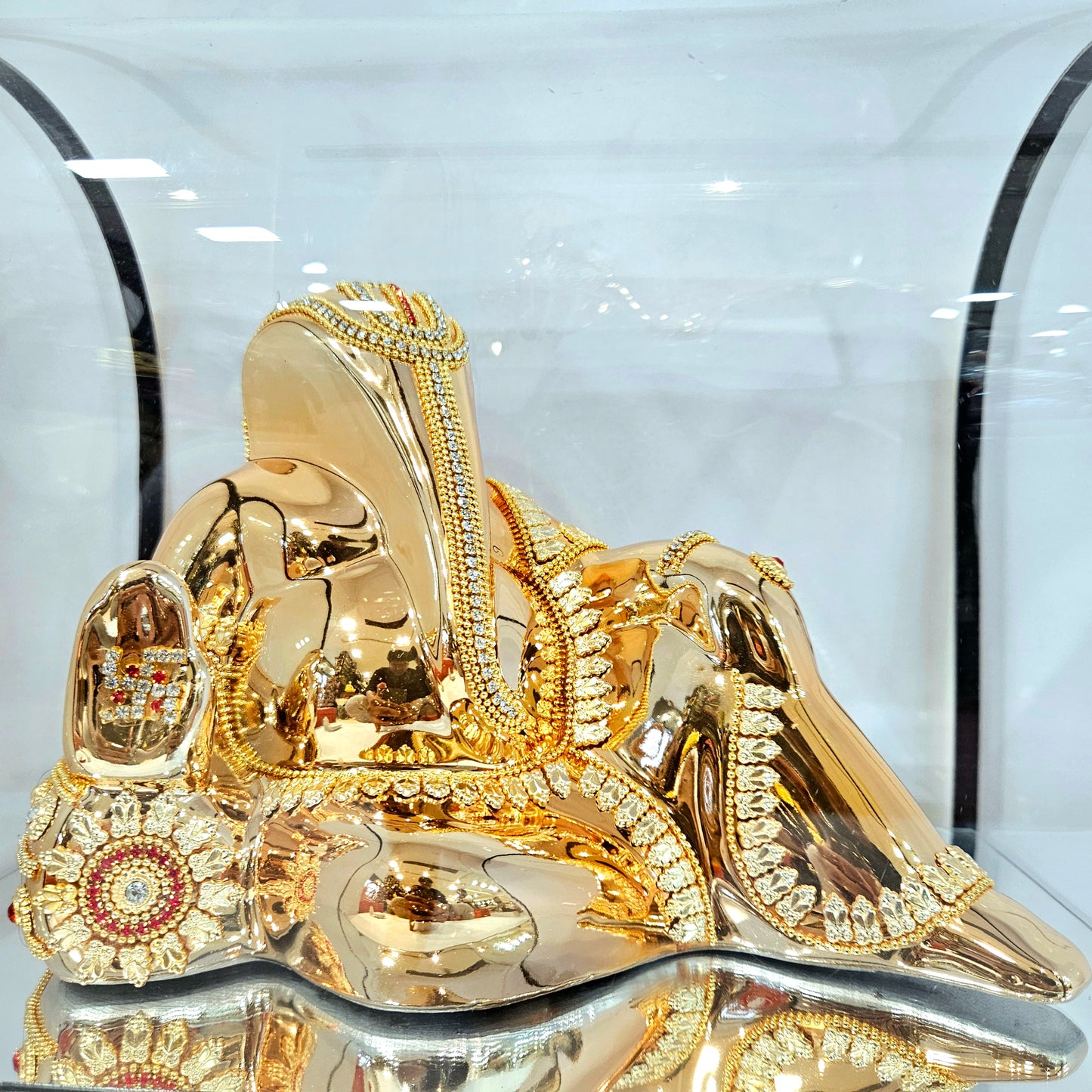 Imported 24carat Gold Plated Cabin Idol with stones Decorated of Ganesha with Full Decorate for Puja Room Or Home Decor