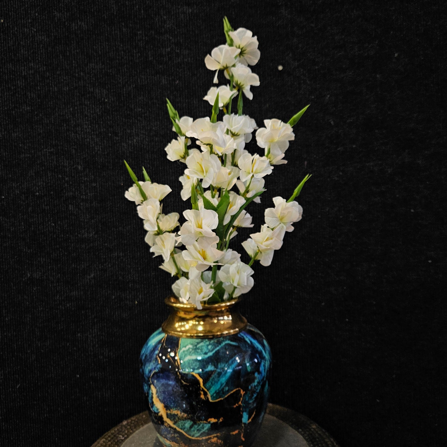 Freesia Artificial banquet floweral stick to bring attractive elegant look to your Home,Garden & Office