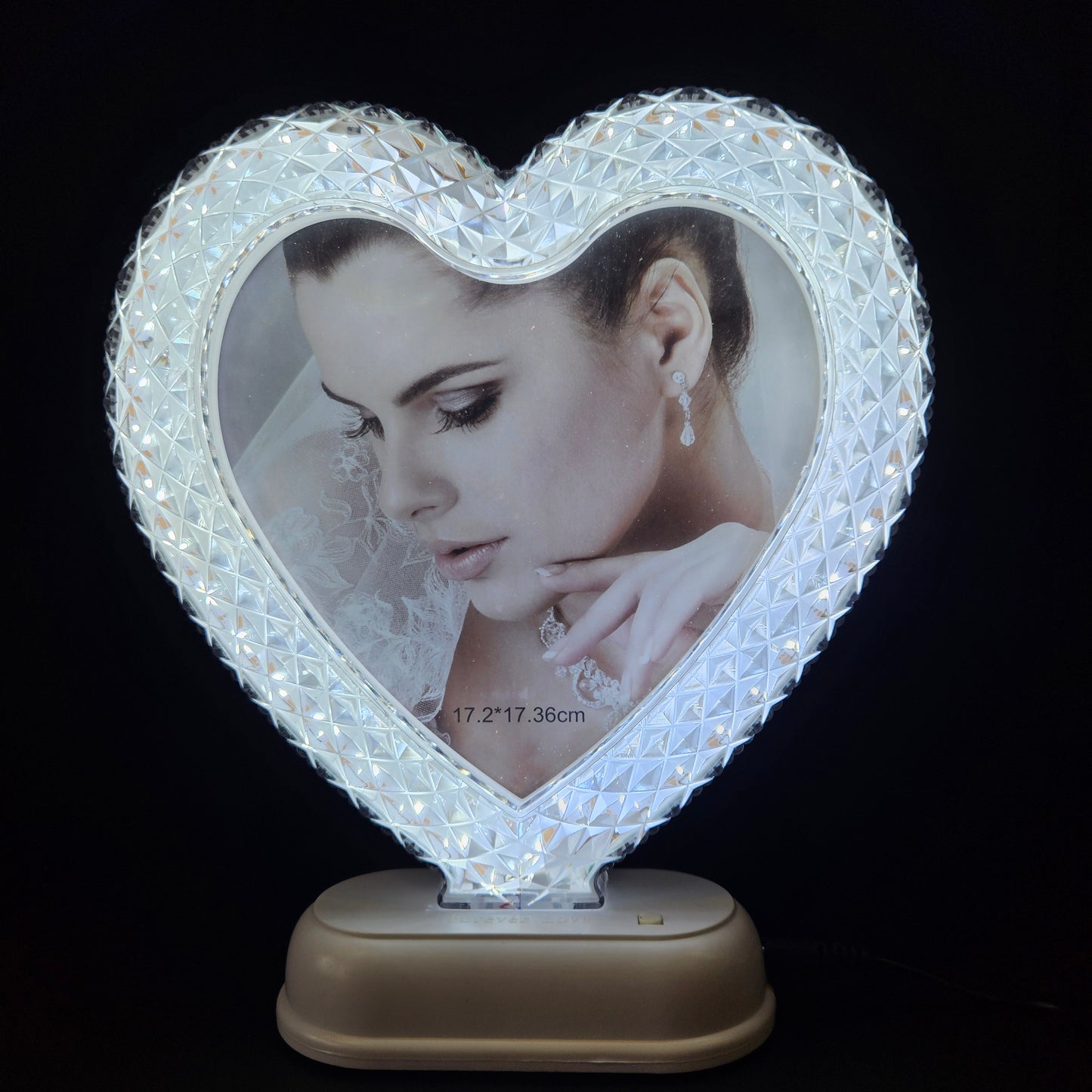 White Heart Shape Crystal Photo Frame with Button Operated for gifting purpose/couple gifting