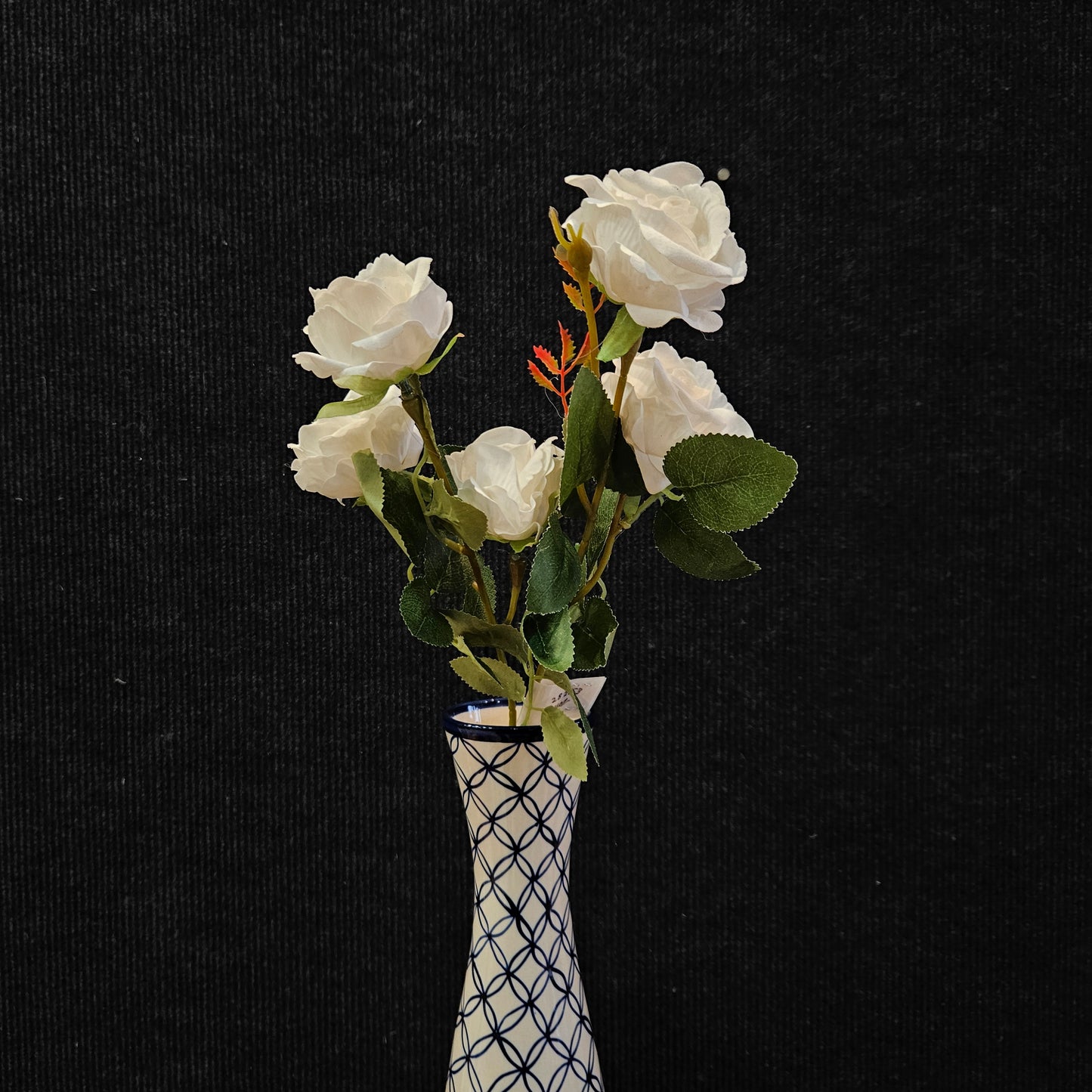 Artificial banquet rose Floweral stick to bring attractive elegant look to your home & Office