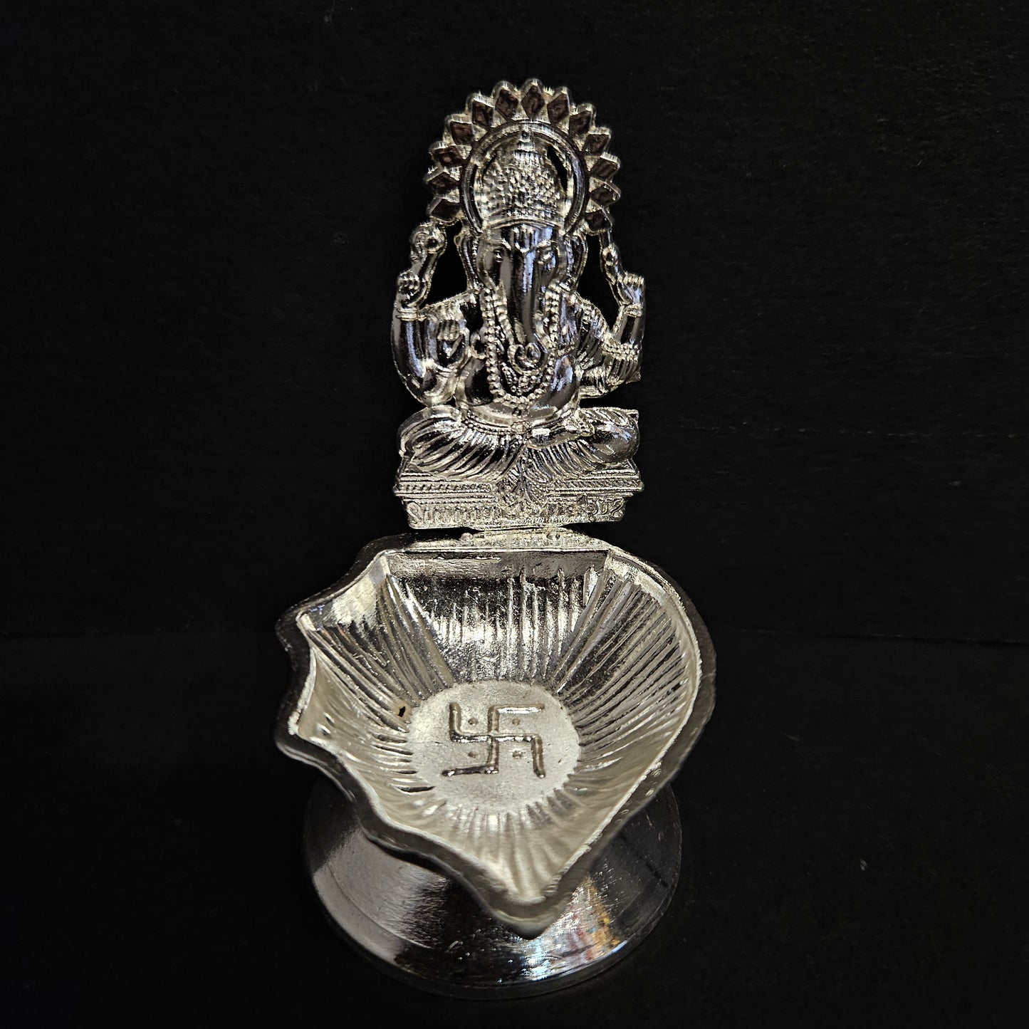 Lord Ganesha shank diya perfect stand for your Pooja room