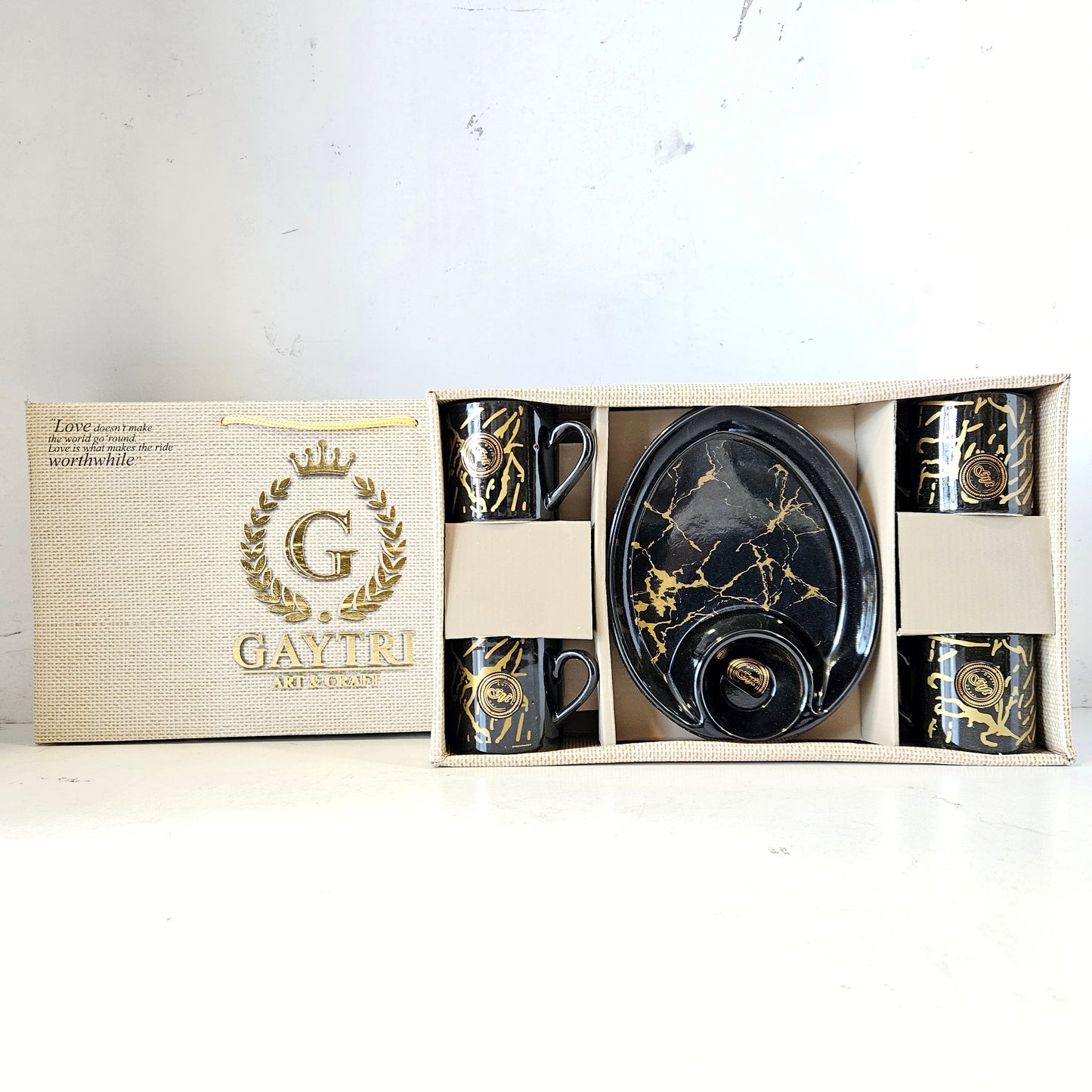 Gaytri Art & Craft happy morning 4 pieces Ceramic cups & 1 snack platter