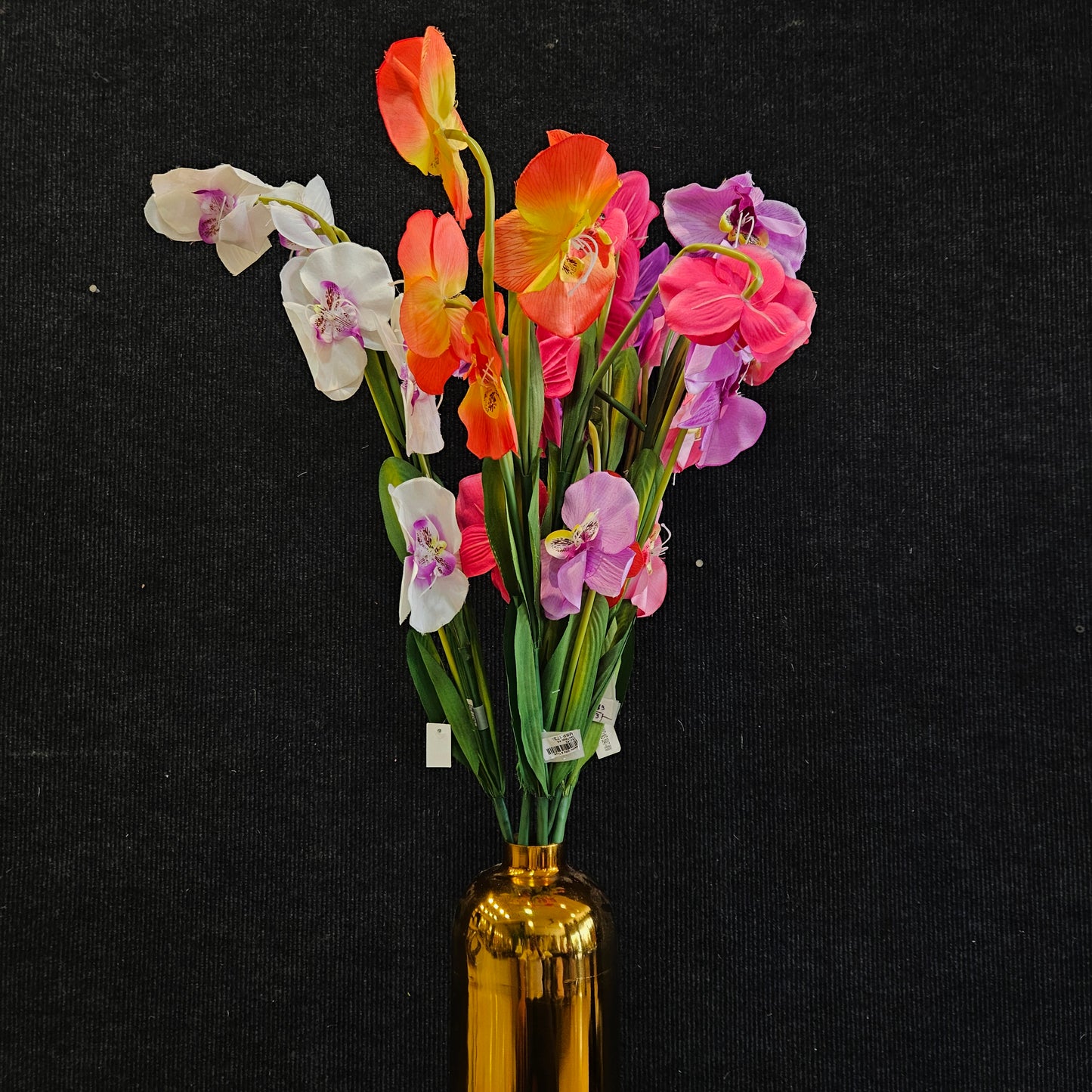 Artificial banquet Lily floweral stick to bring attractive elegant look to your home & Office