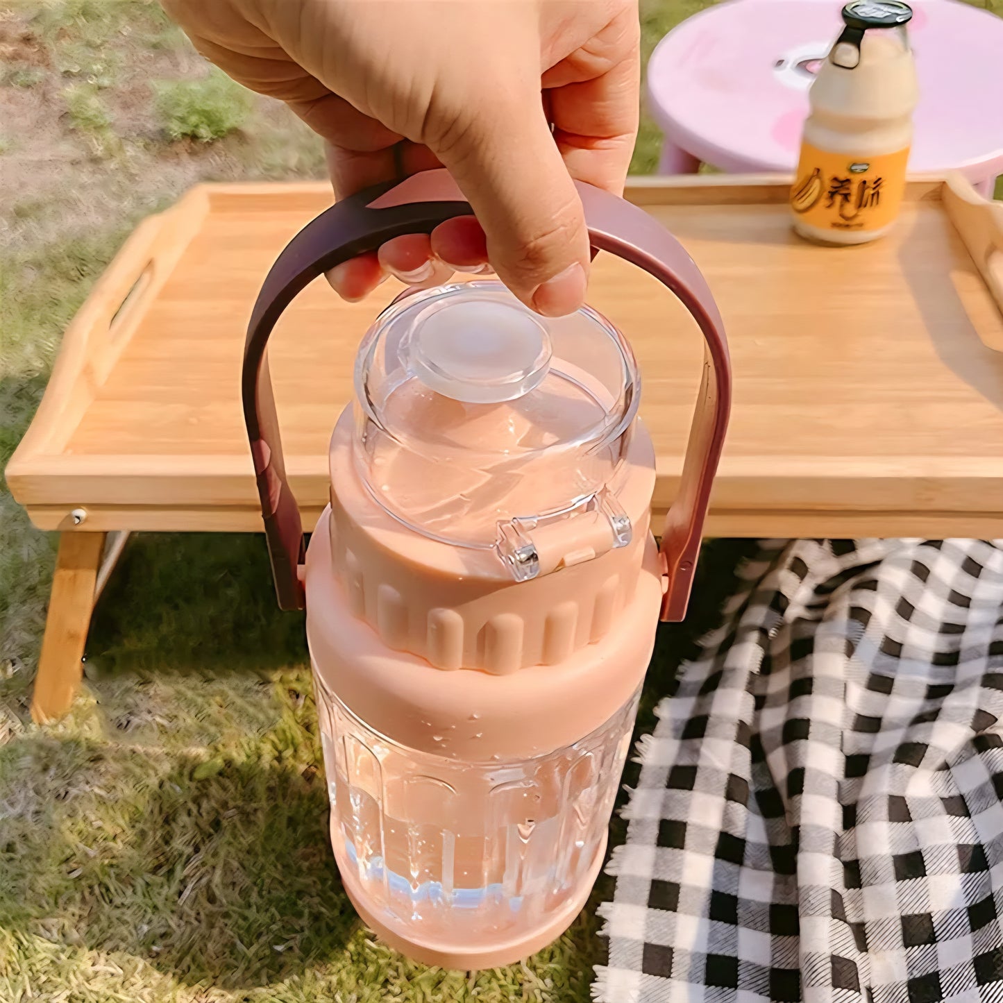 Refillable Water Bottles, Cute Bear Water Bottle with Straw, Portable Handle Plastic Sports Large Bike Bottles, Sports Water Bottle