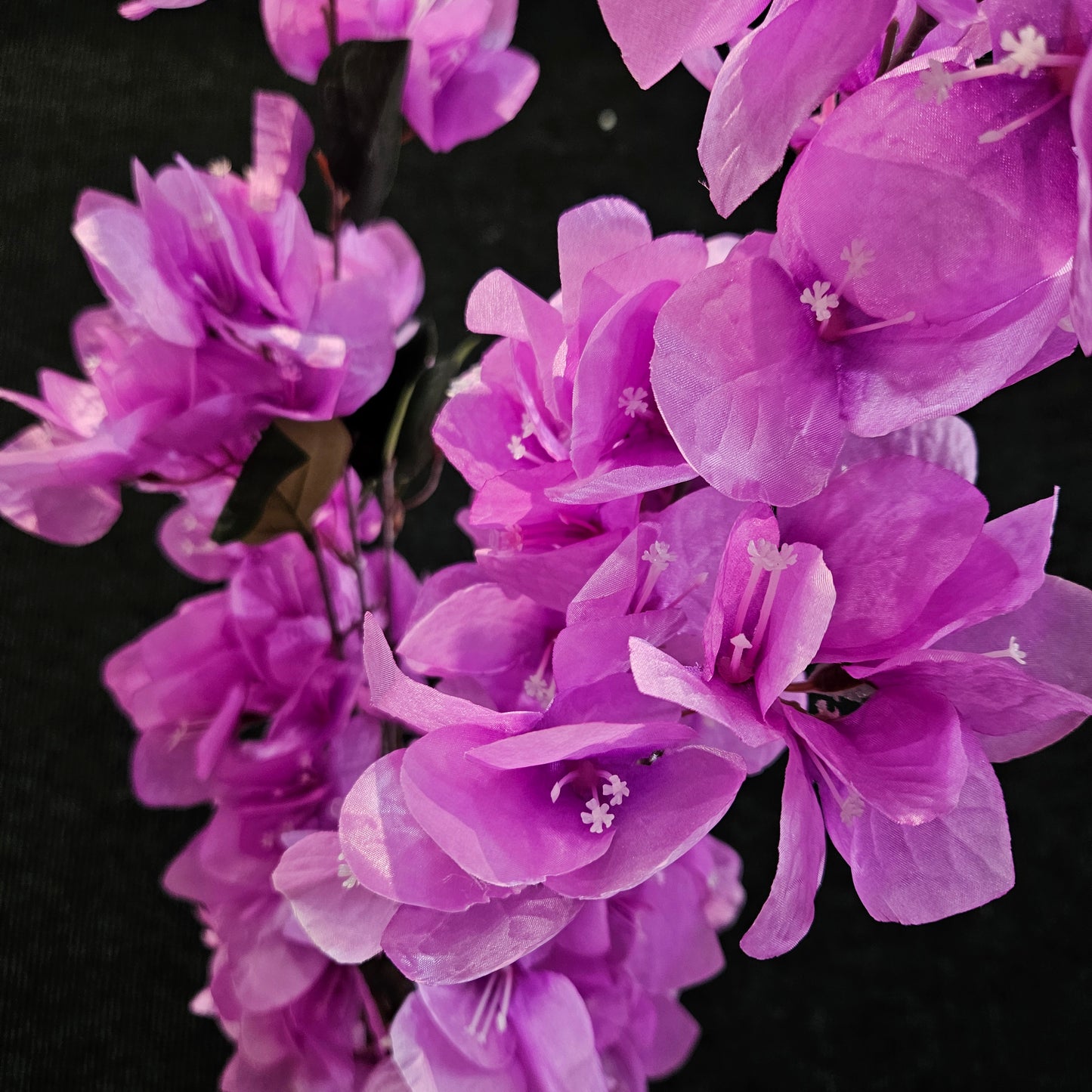 Bougainvillea Artificial banquet floweral stick to bring attractive elegant look to your home,Garden & Office