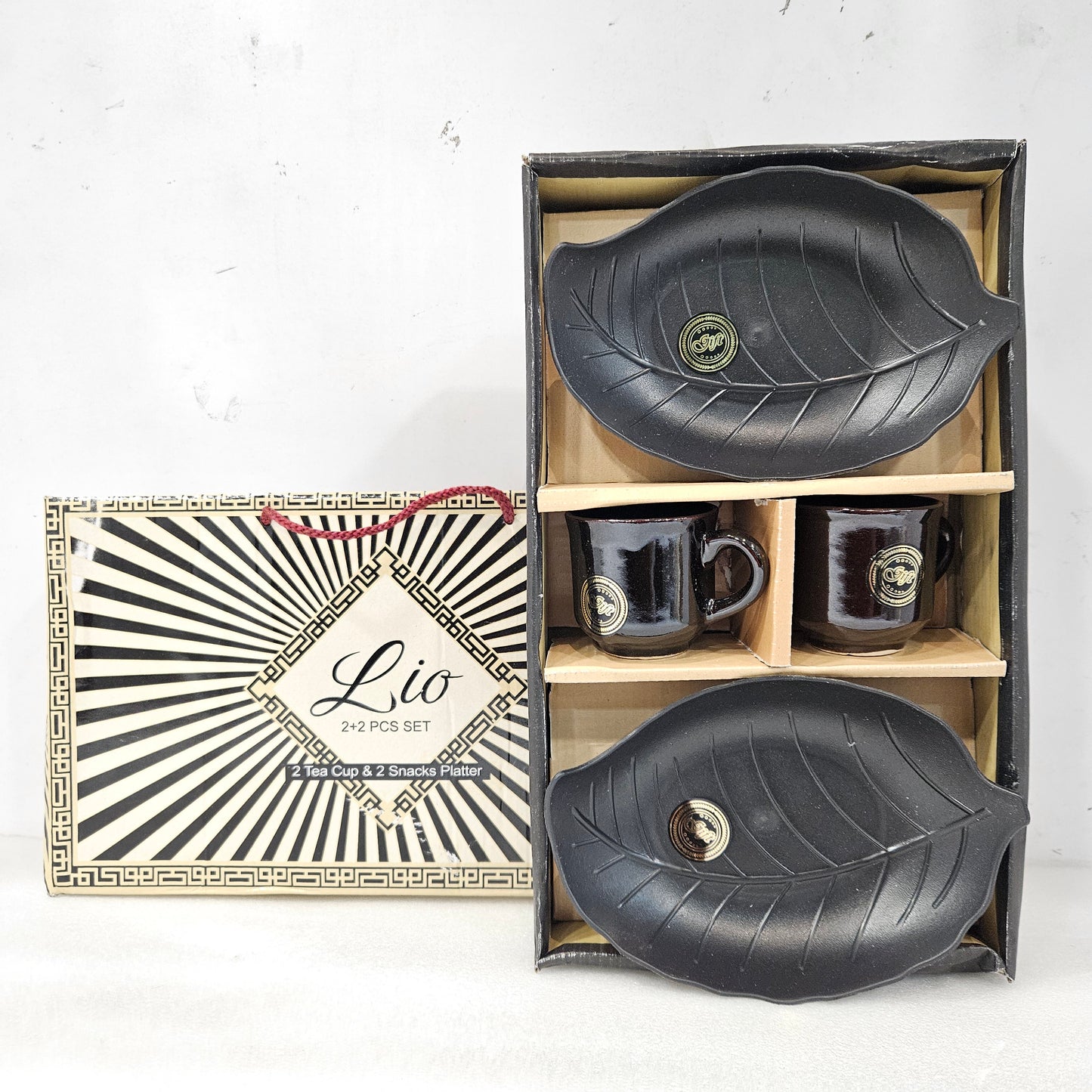 Lio 2 Ceramic cups & 2 leaf designer snack platter perfect for Return gifting purpose