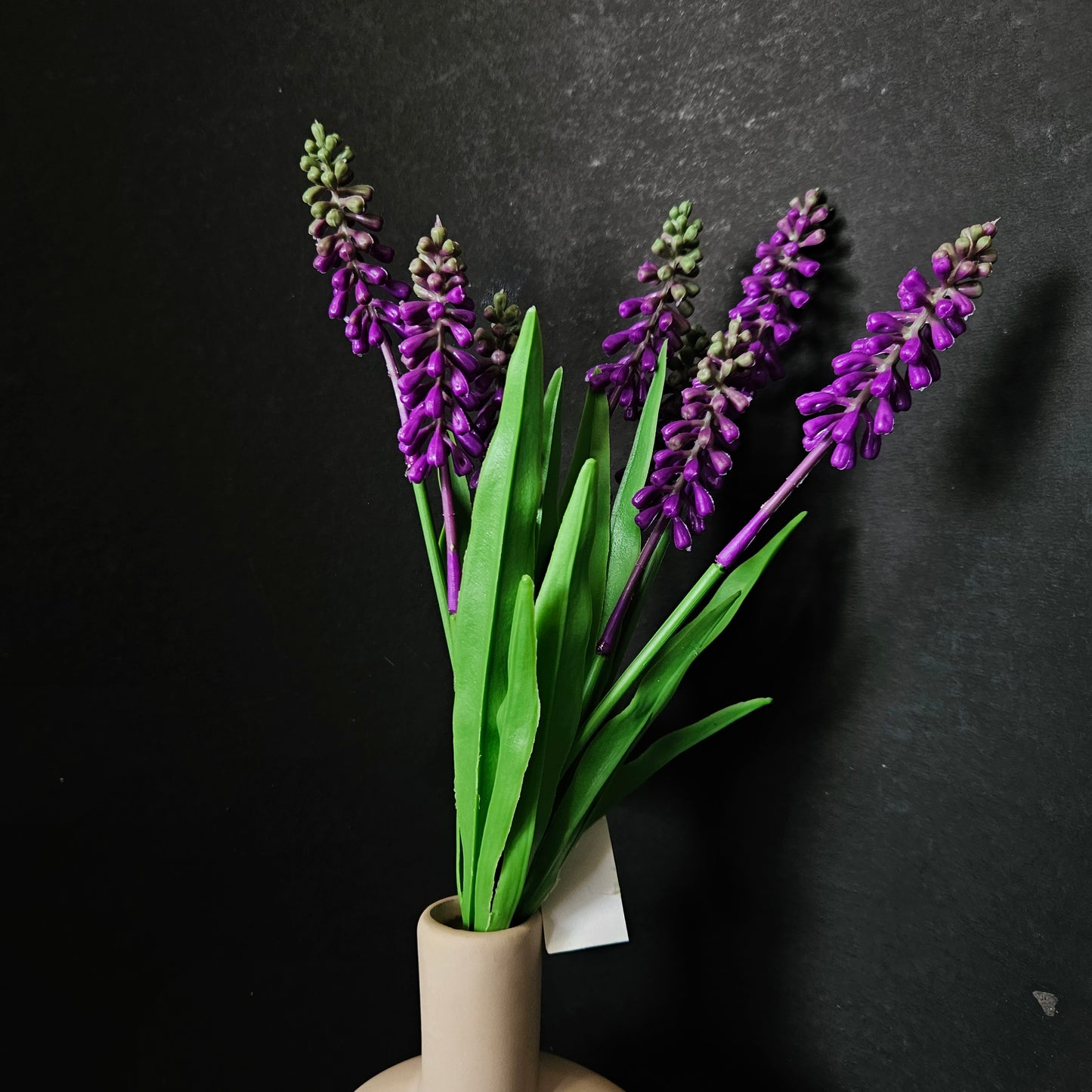 Common grape hyacinth artificial banquet floweral bunch to bring elegant look to your home & Office
