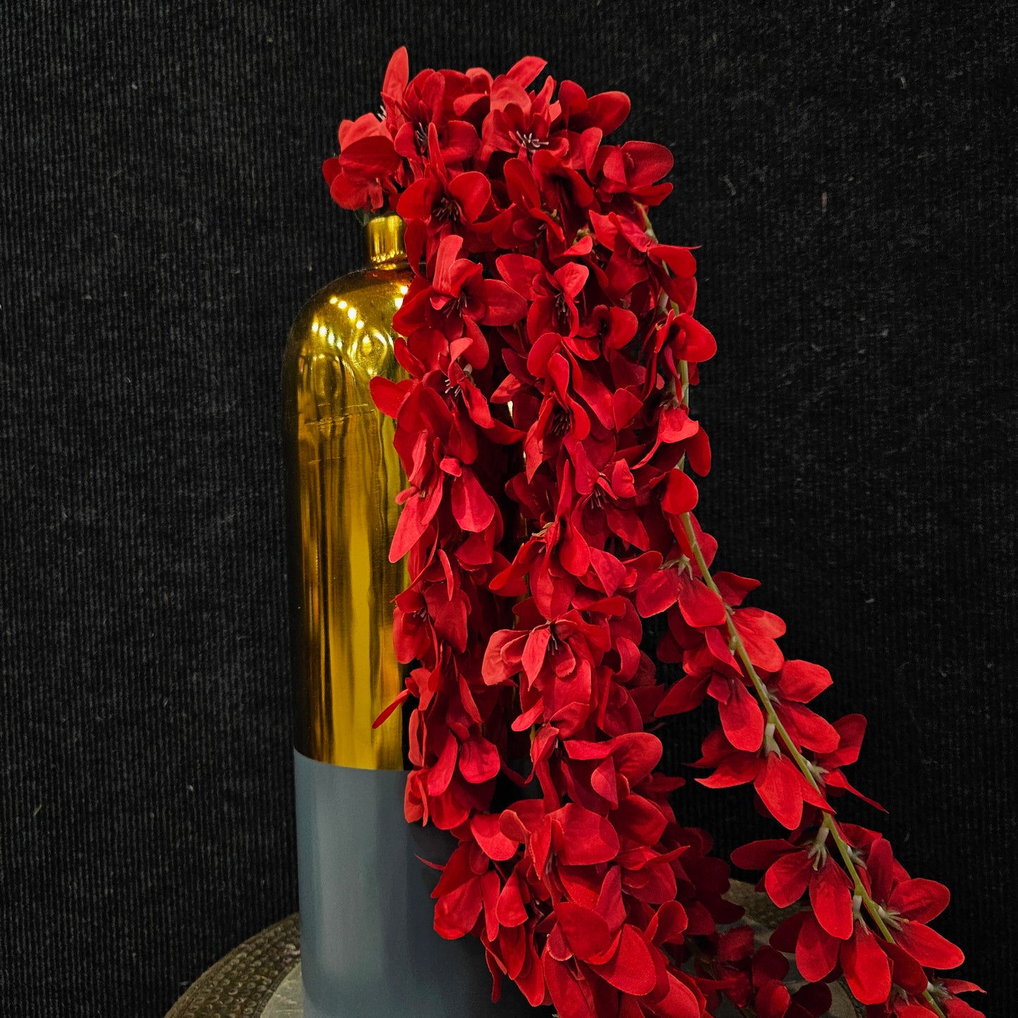 Cymbidium orchid Artificial banquet floweral stick to bring attractive elegant look to your home & Office