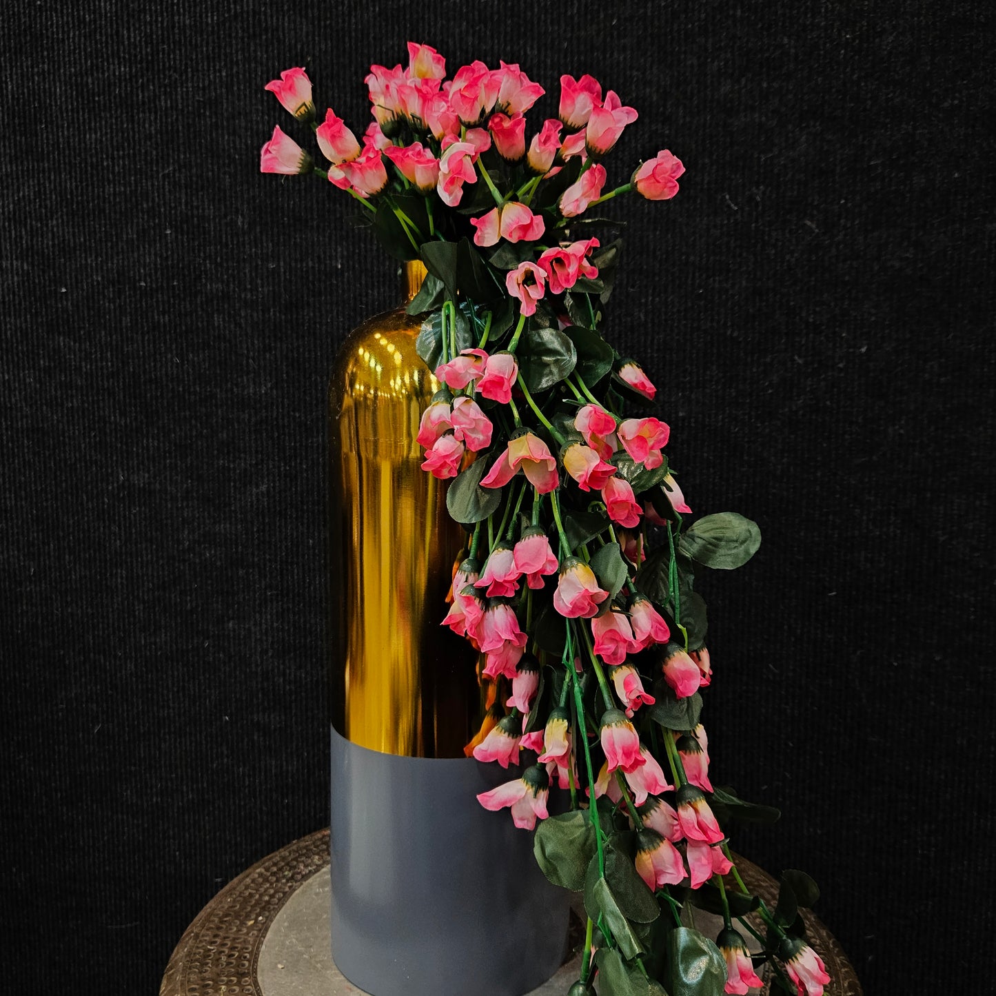 Artificial tulip banquet floweral bunch stick to bring attractive elegant look to your home & Garden