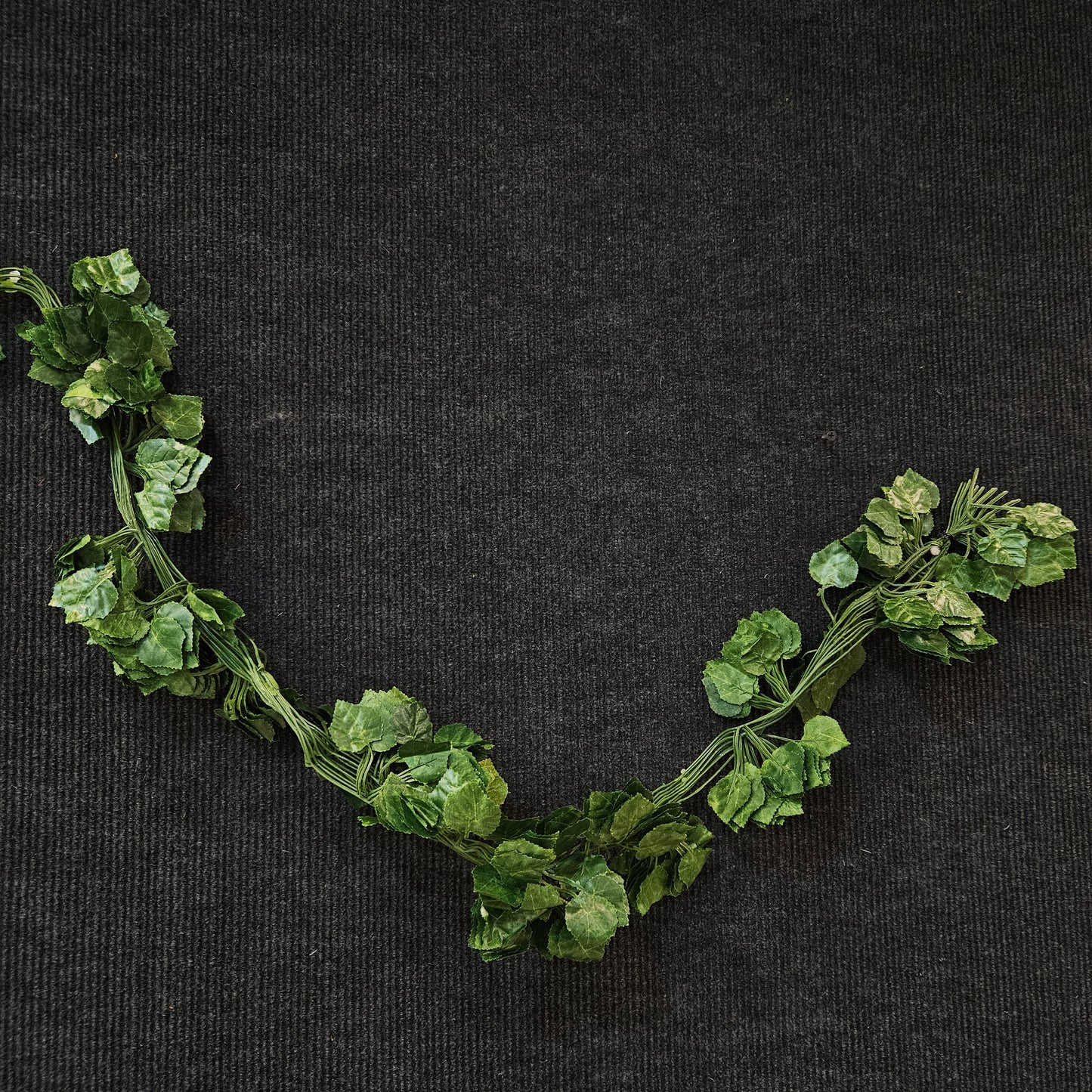 Artificial ivy creeper to bring attractive elegant look to your Garden And Home