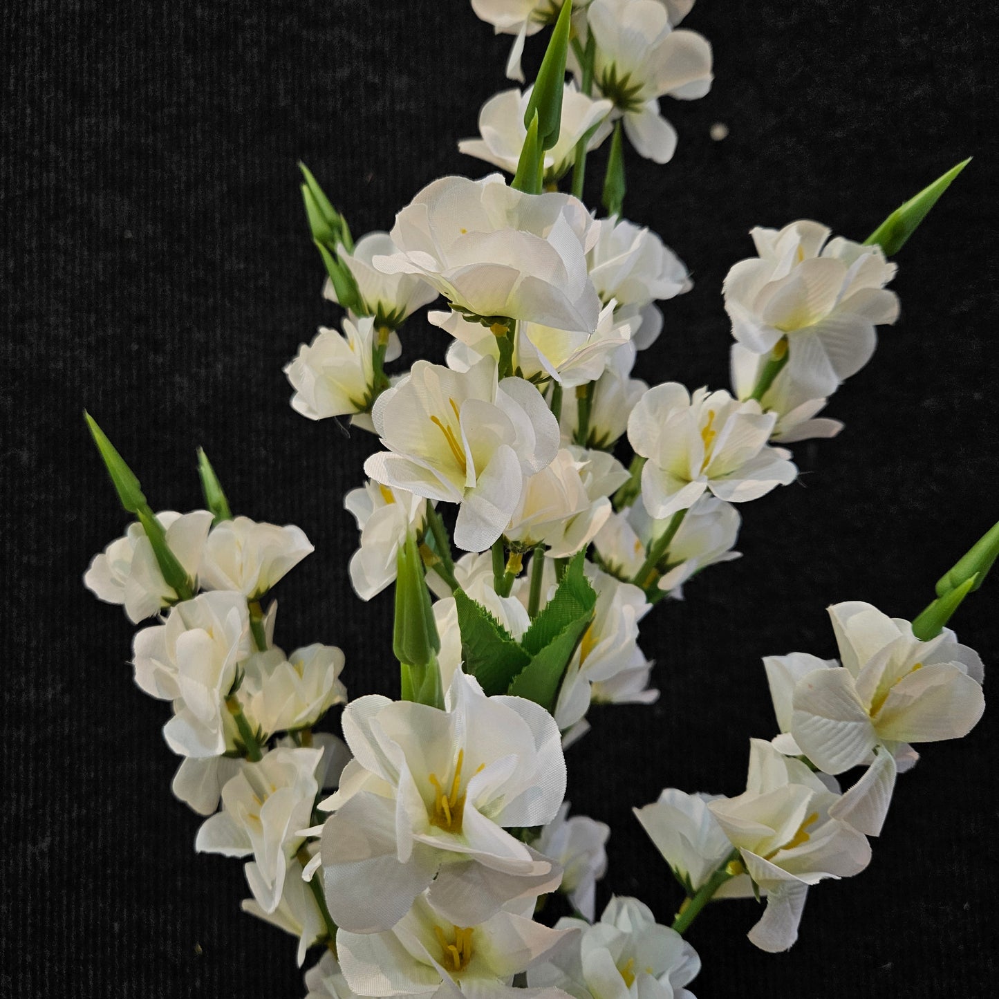 Freesia Artificial banquet floweral stick to bring attractive elegant look to your Home,Garden & Office