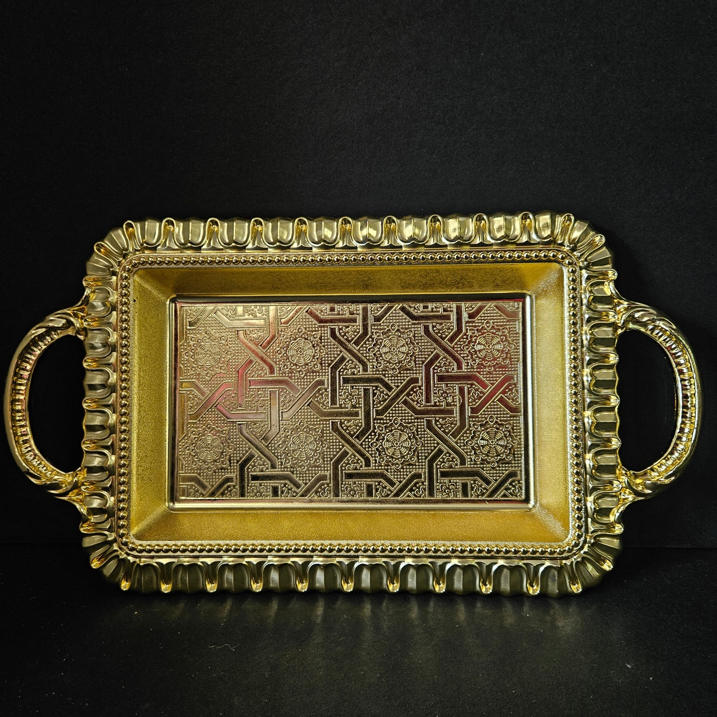 Gold coloured Rectangular Antique Designer Hand Etched Decorative Tray Centerpiece Serving Plate for Home Dcor Tableware Flower Decoration