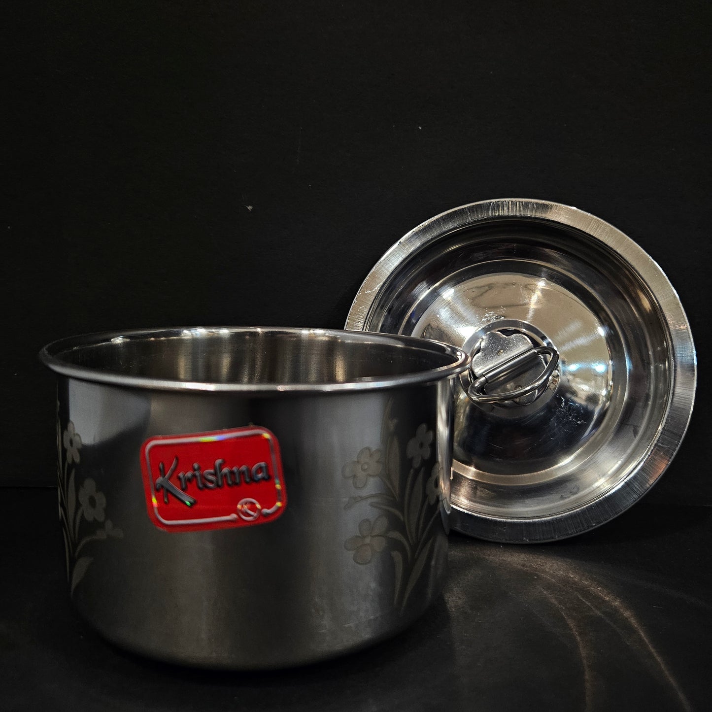 Stainless Steel Round storage box Floweral design with lid perfect for Return gifting purpose