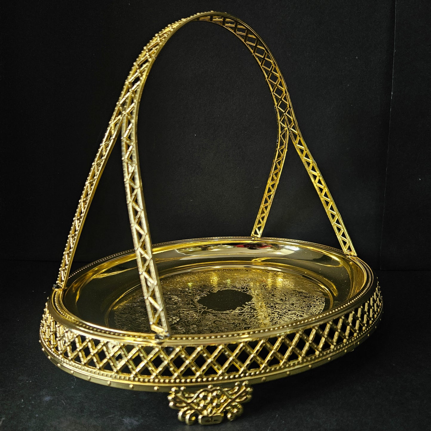 Tray for vishu kani Decorations Oval Shape, Plastic Thalika for Vishu Kani Items