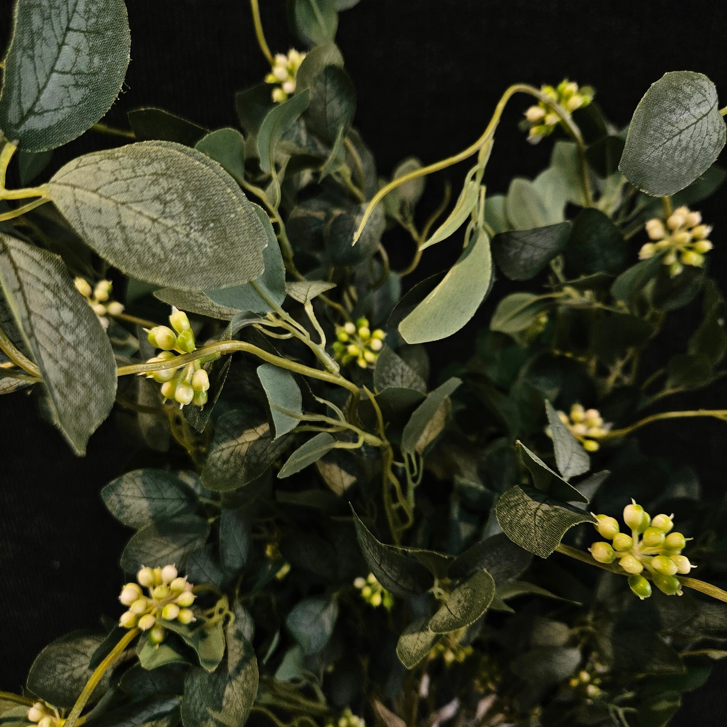 Artificial Eucalyptus stick to bring attractive elegant look to your Garden