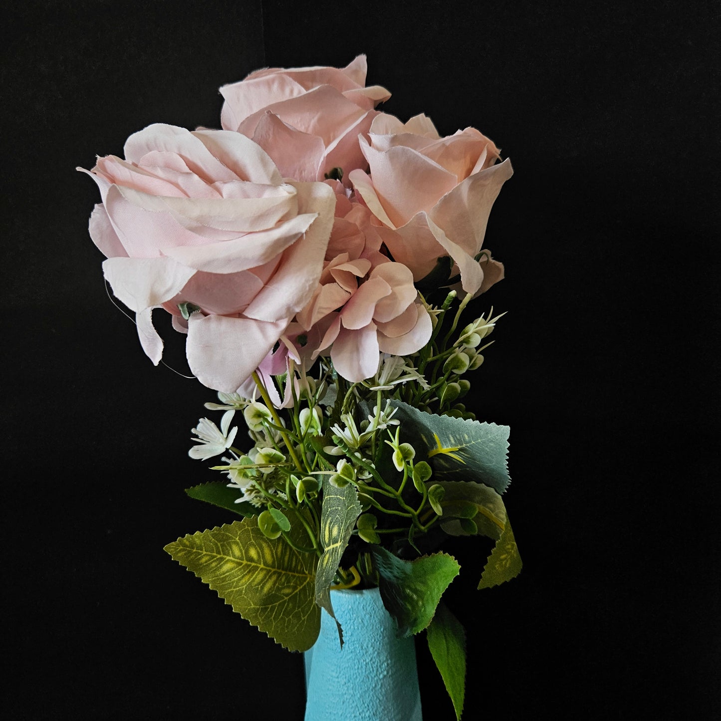 Artificial banquet rose Flower bunches to bring elegant look to your home,Garden & Office