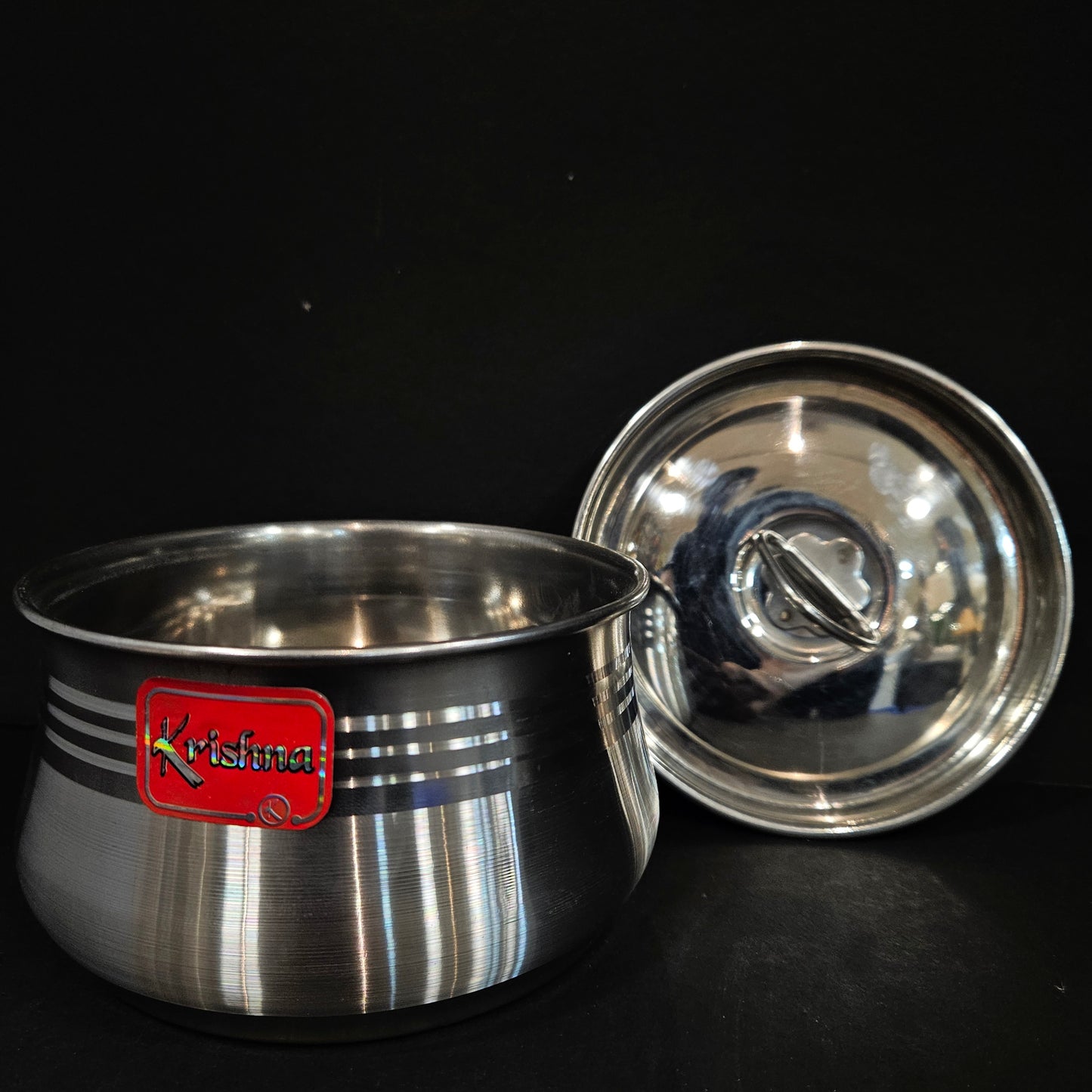 Stainless Steel Round Tango dish storage box Design & lid perfect for Return gifting purpose