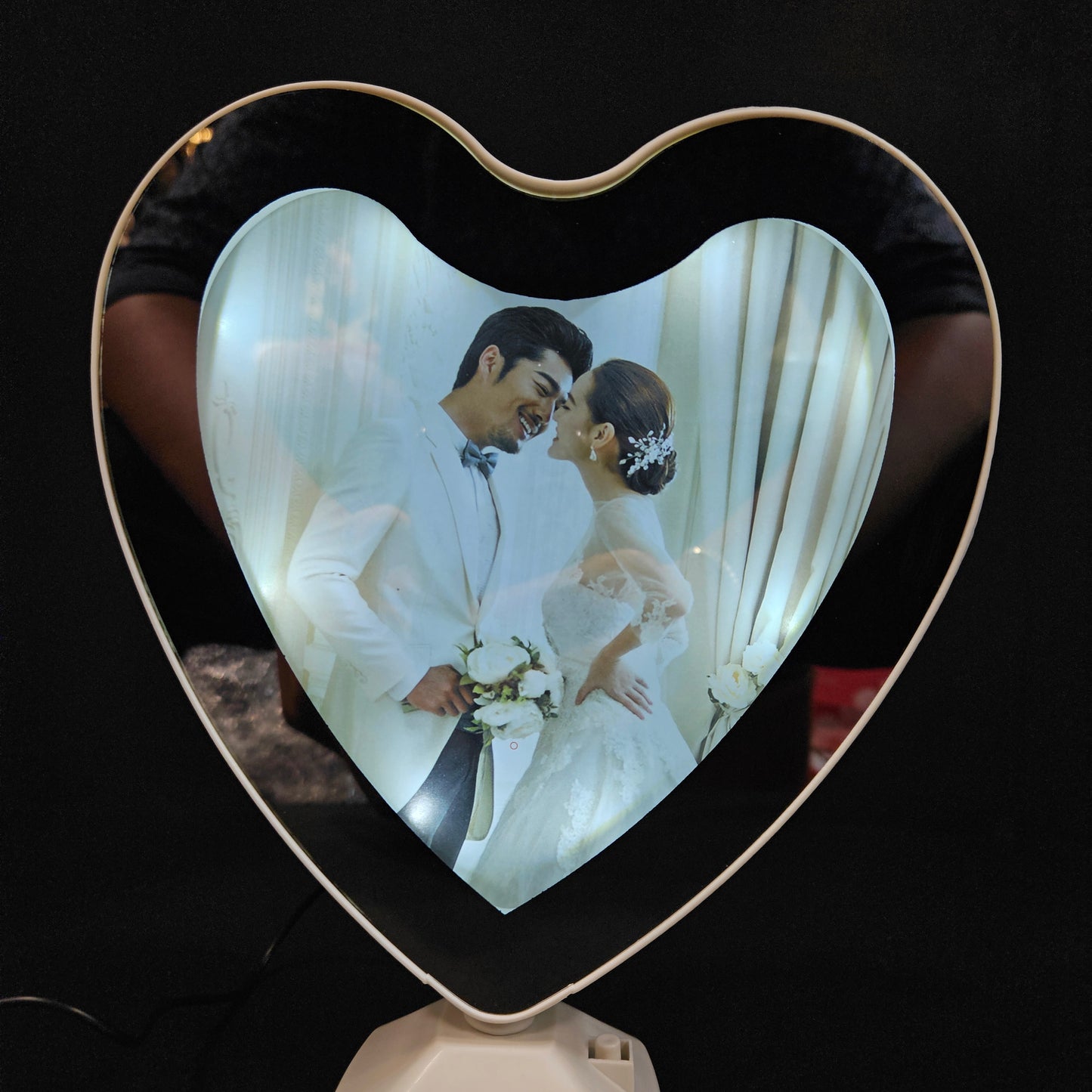 Magic Mirrors lighting Photo Frames with penstand Tabletop, for Gifting to Your Loved One, Birthday Gifts Heart Shape, Metallic White