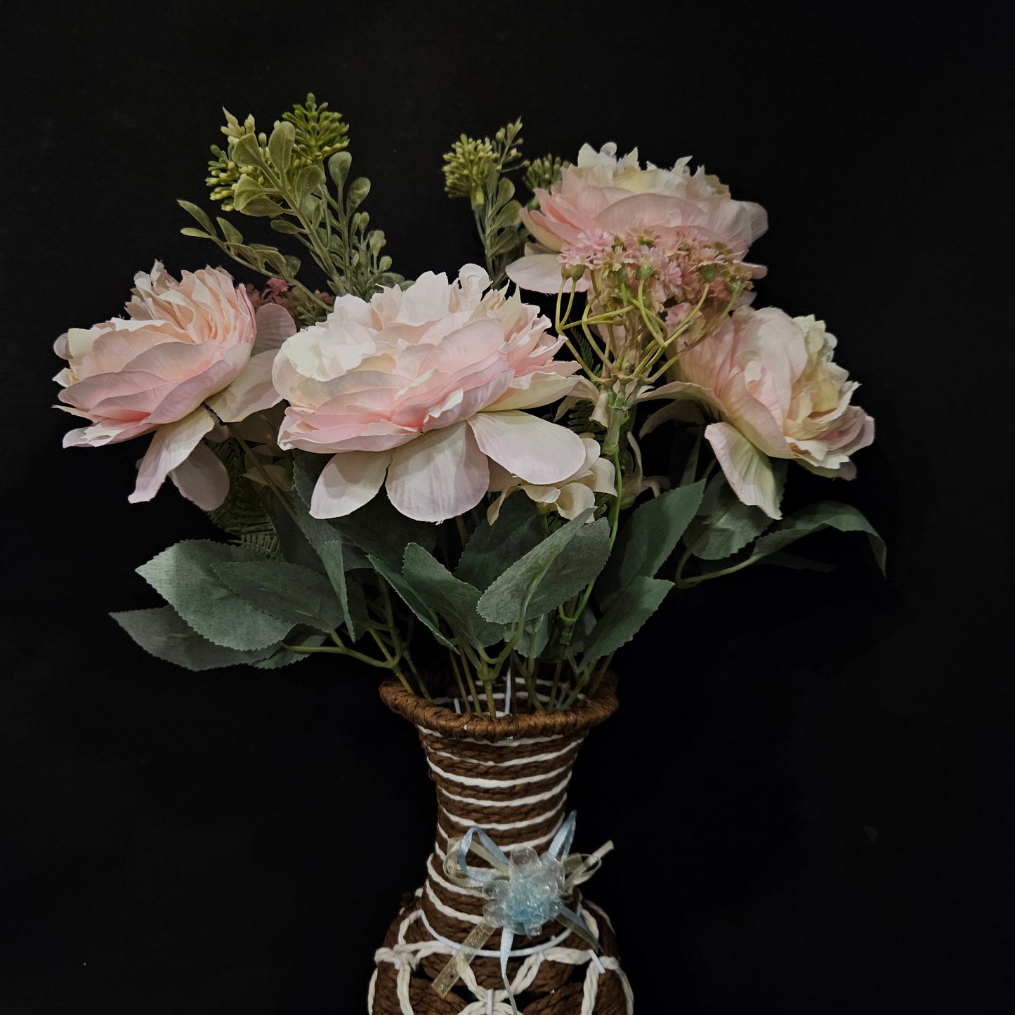 Chinese peony Artificial banquet floweral bunch to bring elegant look to your home & Office