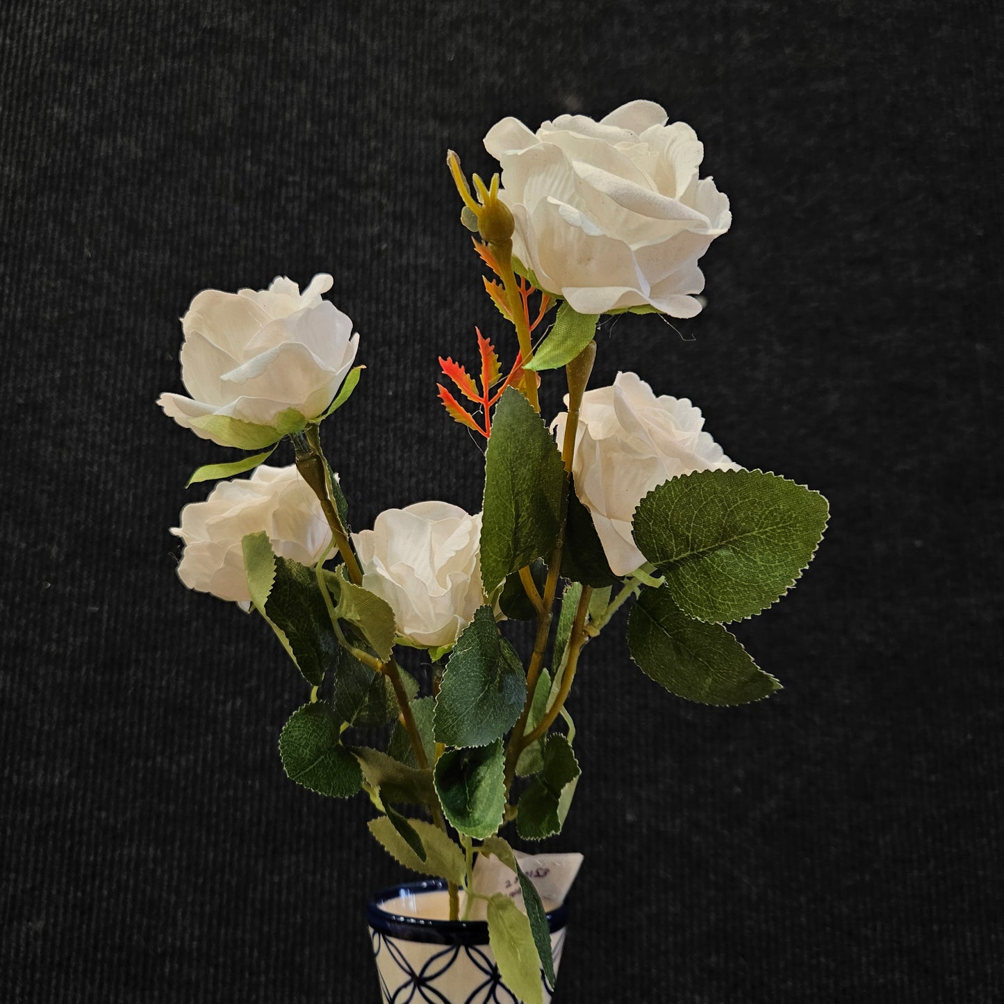Artificial banquet rose Floweral stick to bring attractive elegant look to your home & Office