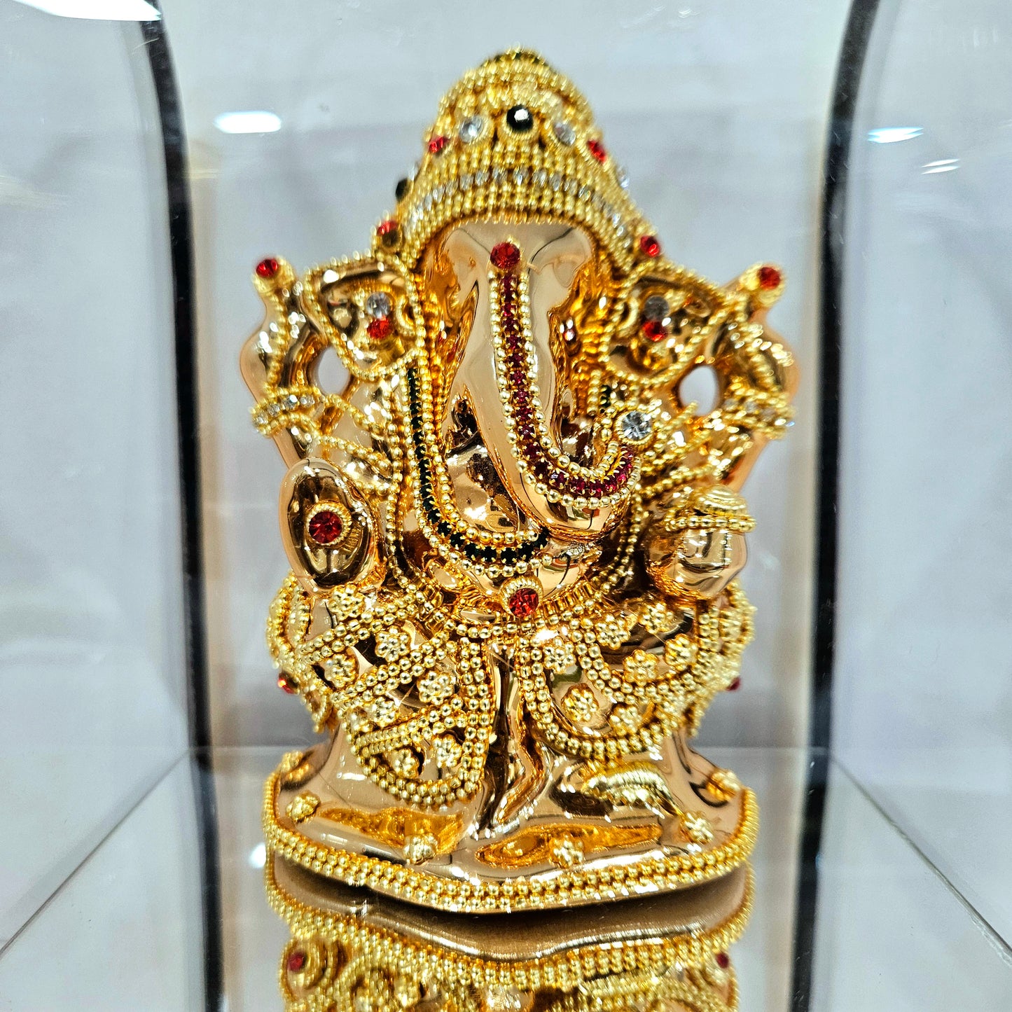 Imported 24carat Gold Plated Cabin Idol with stones Decorated of Ganesha with Full Decorate for Puja Room Or Home Decor
