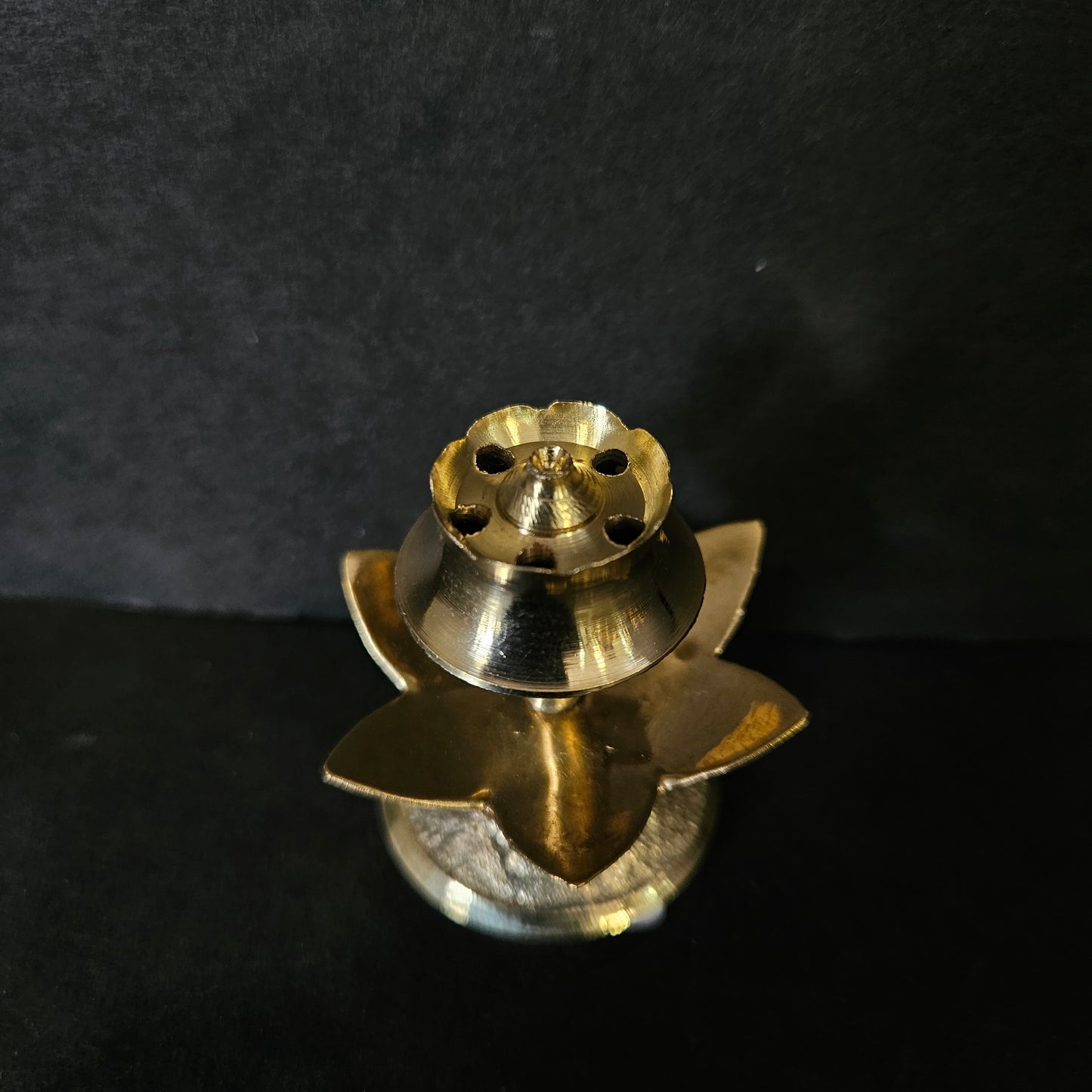 Agarbatti Stand – Lotus-Shaped Brass Incense Holder for Pooja and Home Decor